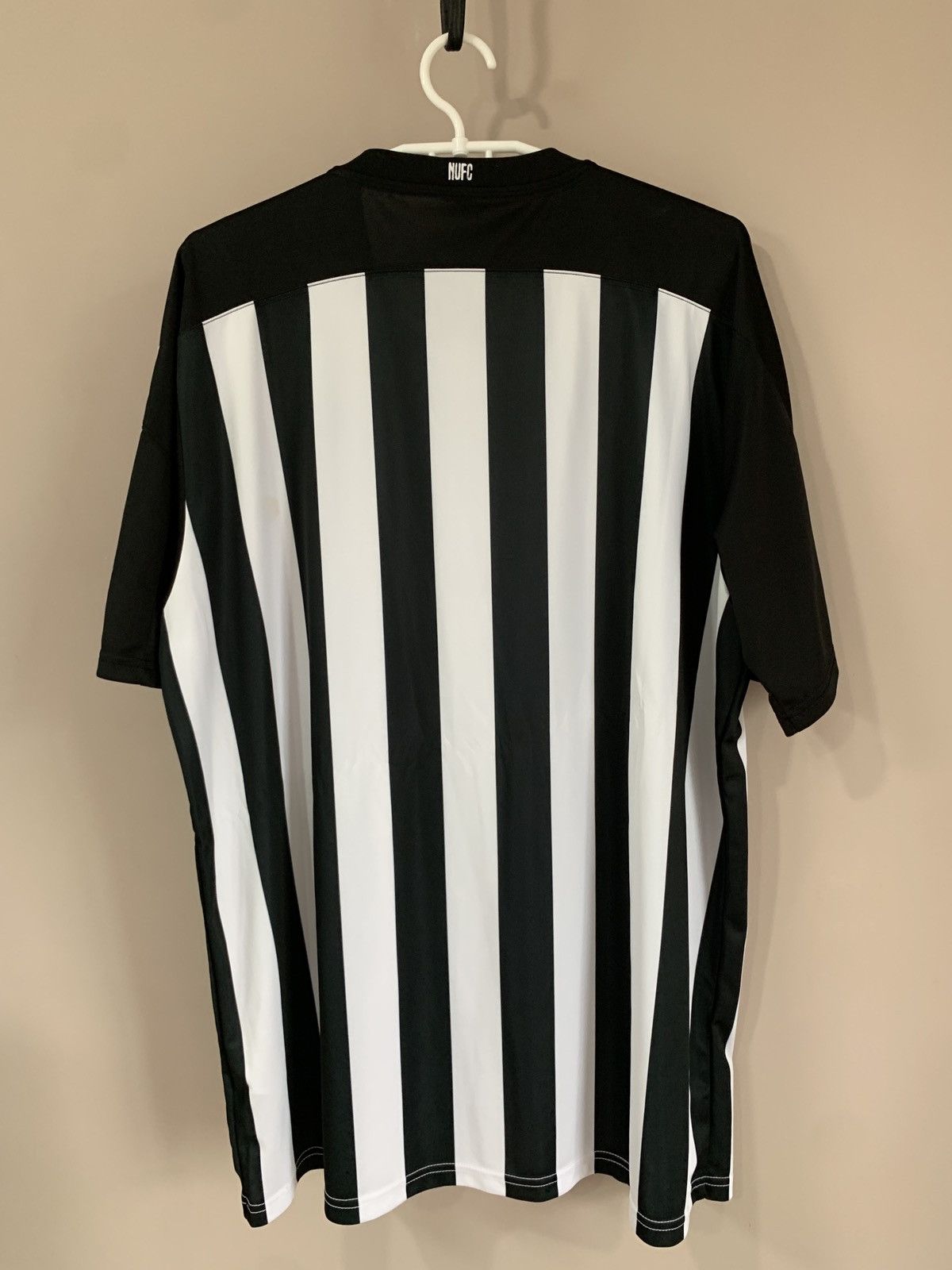 Puma Newcastle United 20/21 Home Football Shirt Puma Soccer XXL Size US XXL / EU 58 / 5 - 2 Thumbnail