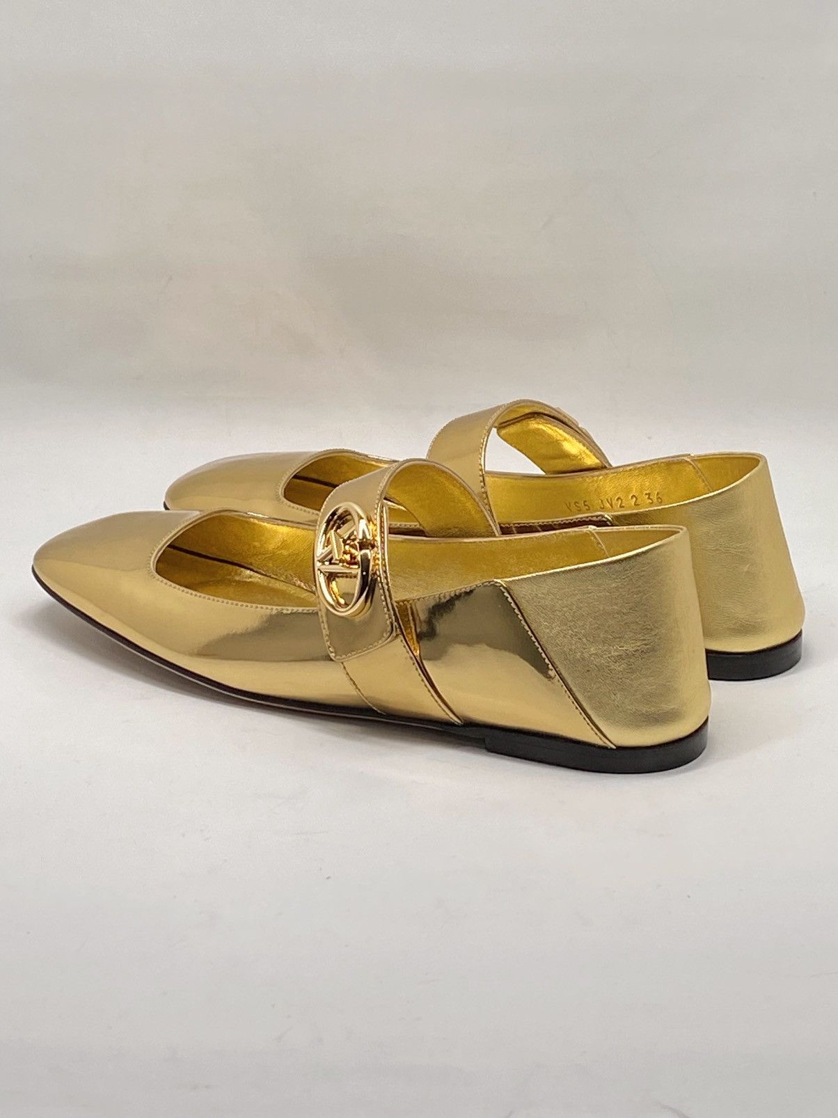 Valentino Valentino Garavani VLogo Mary-Jane ballerina shoes size 36 Size US 6 / IT 36 - 12 Thumbnail