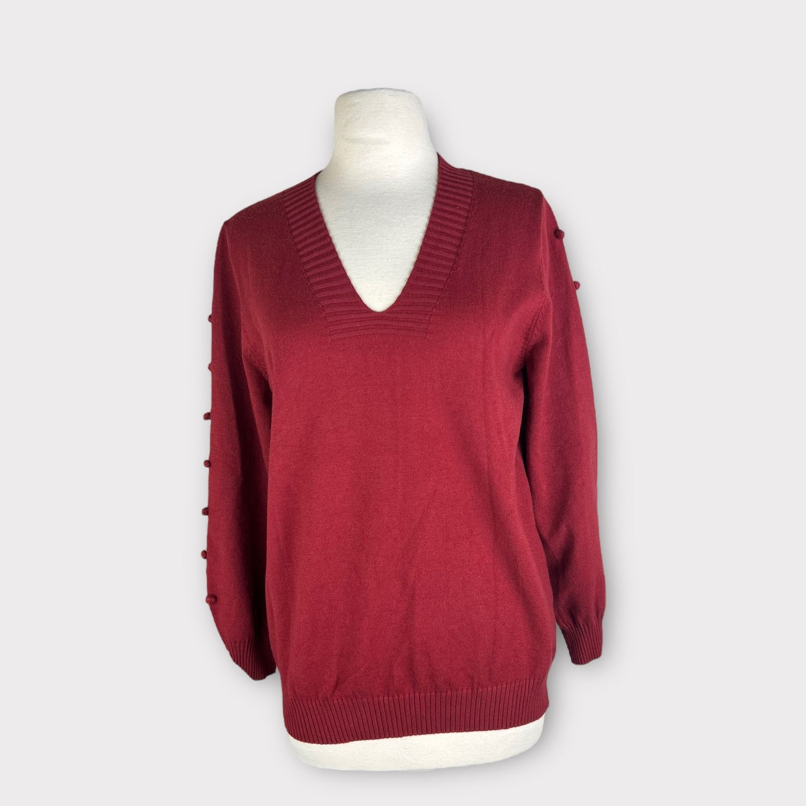 Vintage Vintage 80s | Burgundy Pom Pom Accent Pullover V-Neck Size S / US 4 / IT 40 - 1 Thumbnail