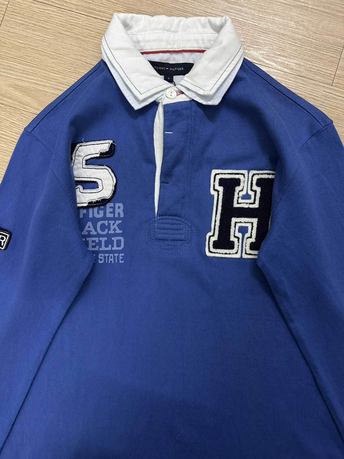 Beauty Beast × Tommy Hilfiger Rare Beautiful NOS Tommy Hilfiger Polo Rugby Shirt Deadstock Size US S / EU 44-46 / 1 - 3 Thumbnail