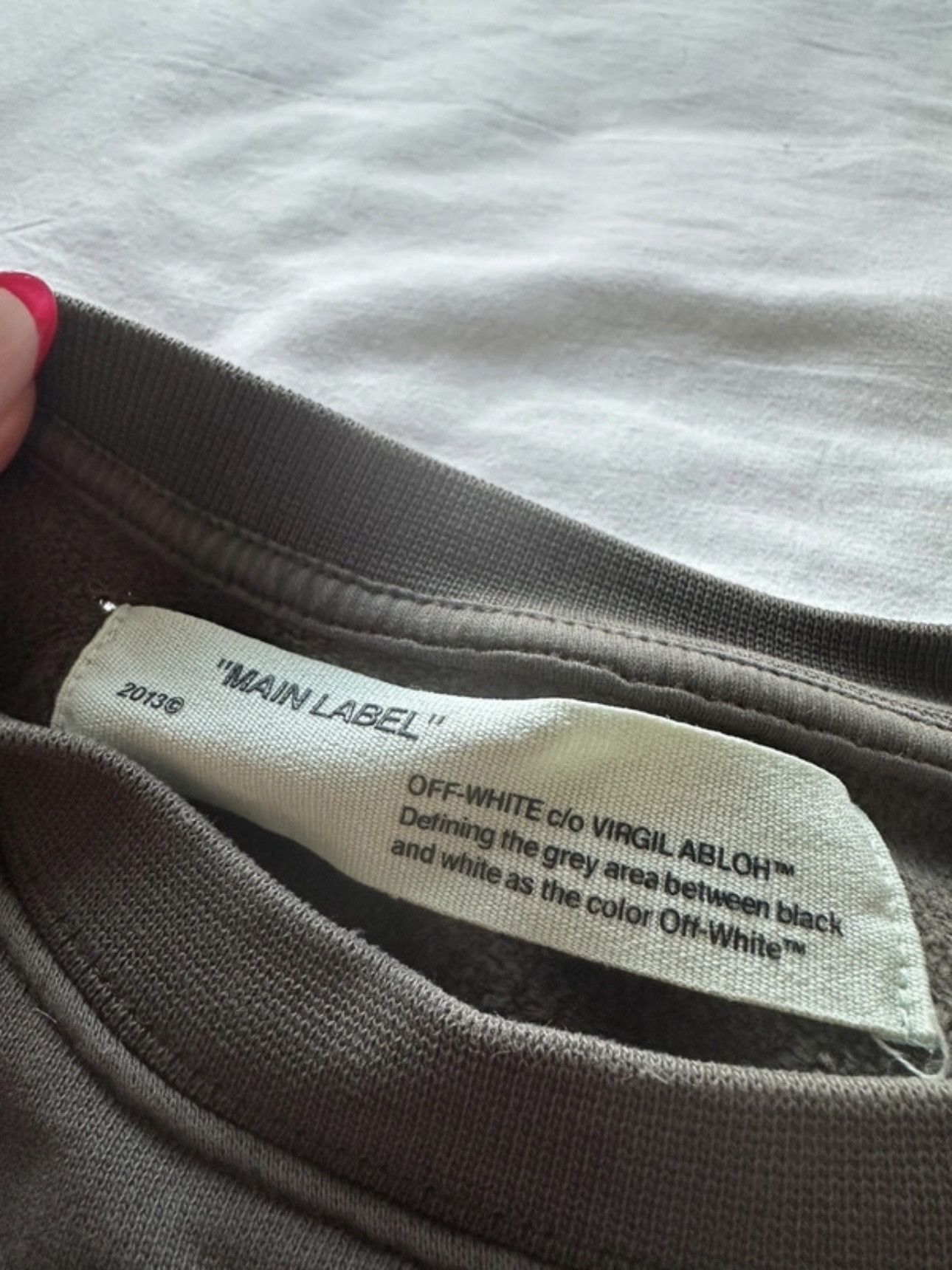Off-White Off-White cropped sweatshirt in size S. Size S / US 4 / IT 40 - 4 Thumbnail