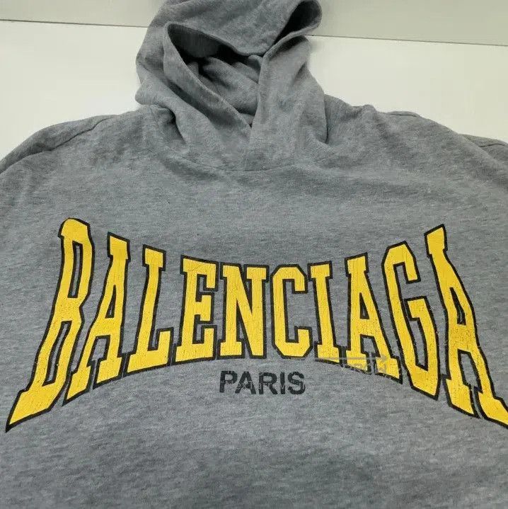 Balenciaga Balenciaga Gray Logo Print Hoodie. Size US S / EU 44-46 / 1 - 7 Thumbnail