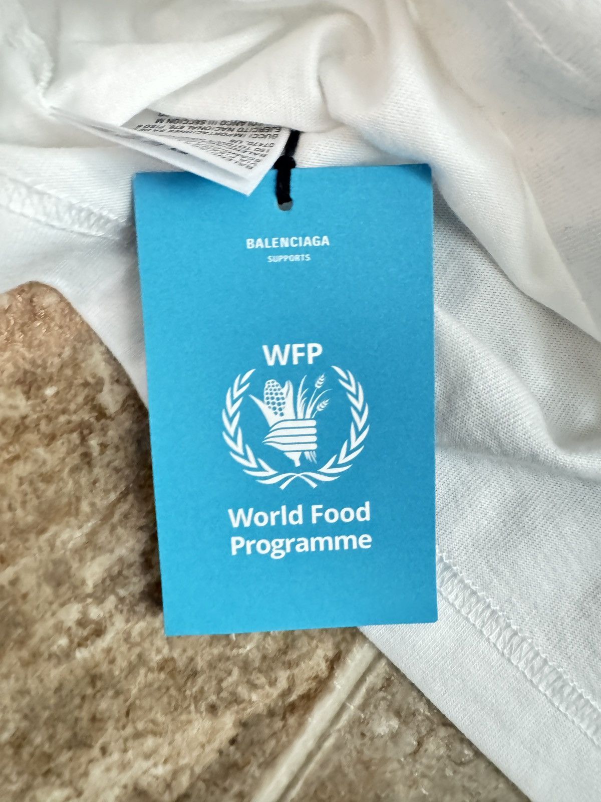 Balenciaga Balenciaga world food programme Size US XS / EU 42 / 0 - 3 Thumbnail