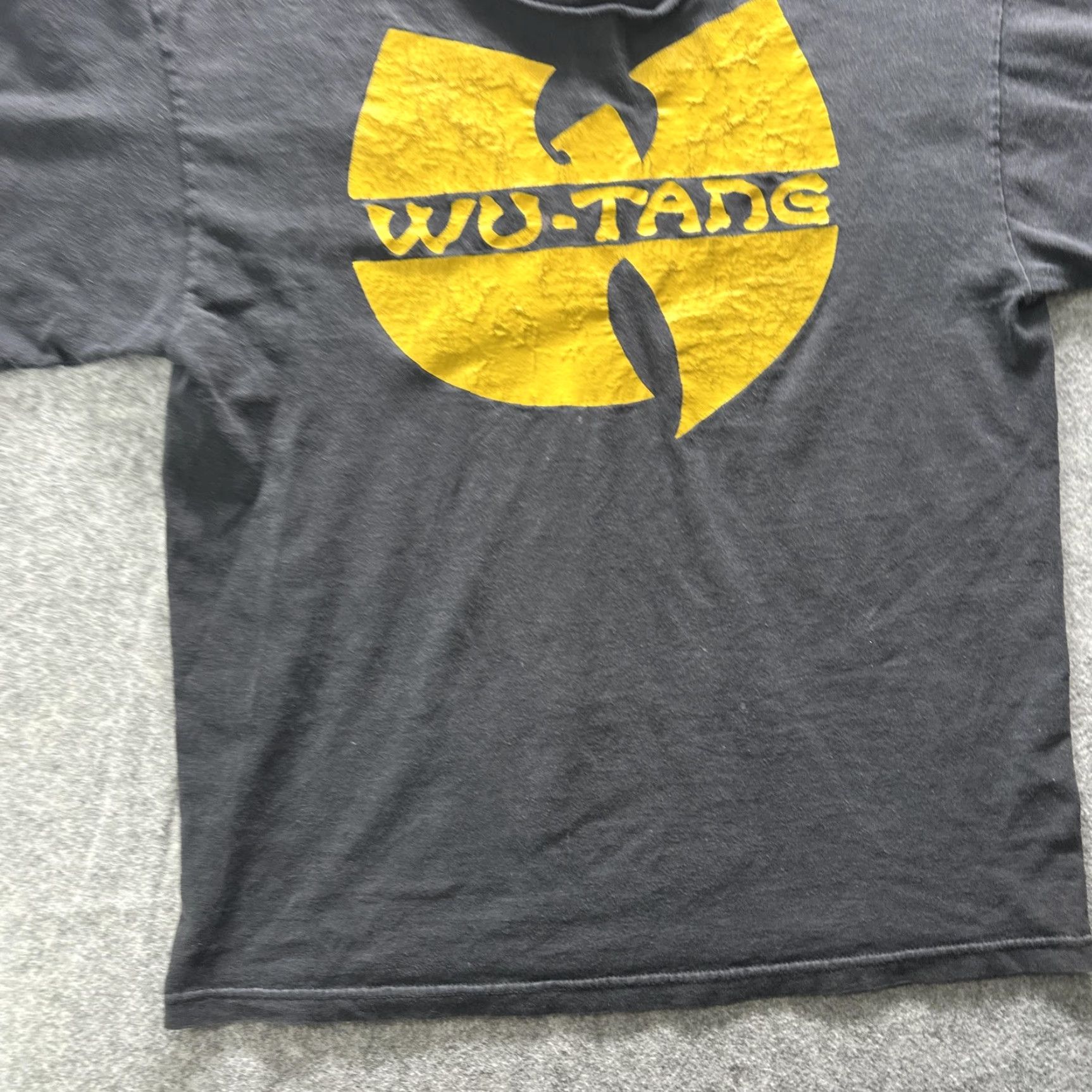 Logo 7 VINTAGE Wu Tang Clan Shirt Mens Medium Black Yellow Logo Rap Tee Hip Hop Music Size US L / EU 52-54 / 3 - 4 Thumbnail