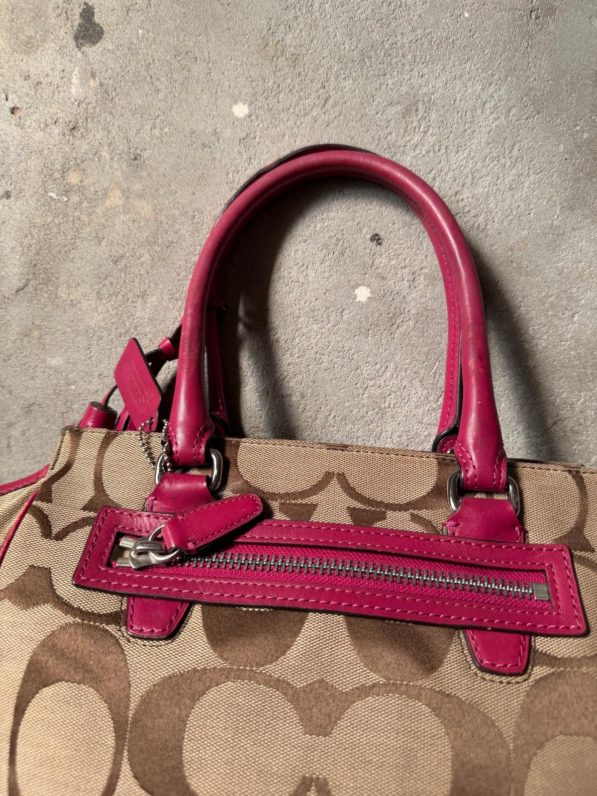 Coach Coach Signature Shoulder Bag Beige/Pink Size ONE SIZE - 8 Thumbnail