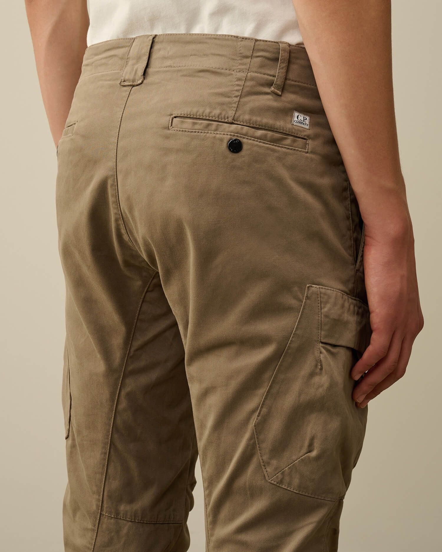 C.P. Company o1y1224 Logo Cargo Pant in Khaki Size US 34 / EU 50 - 5 Thumbnail