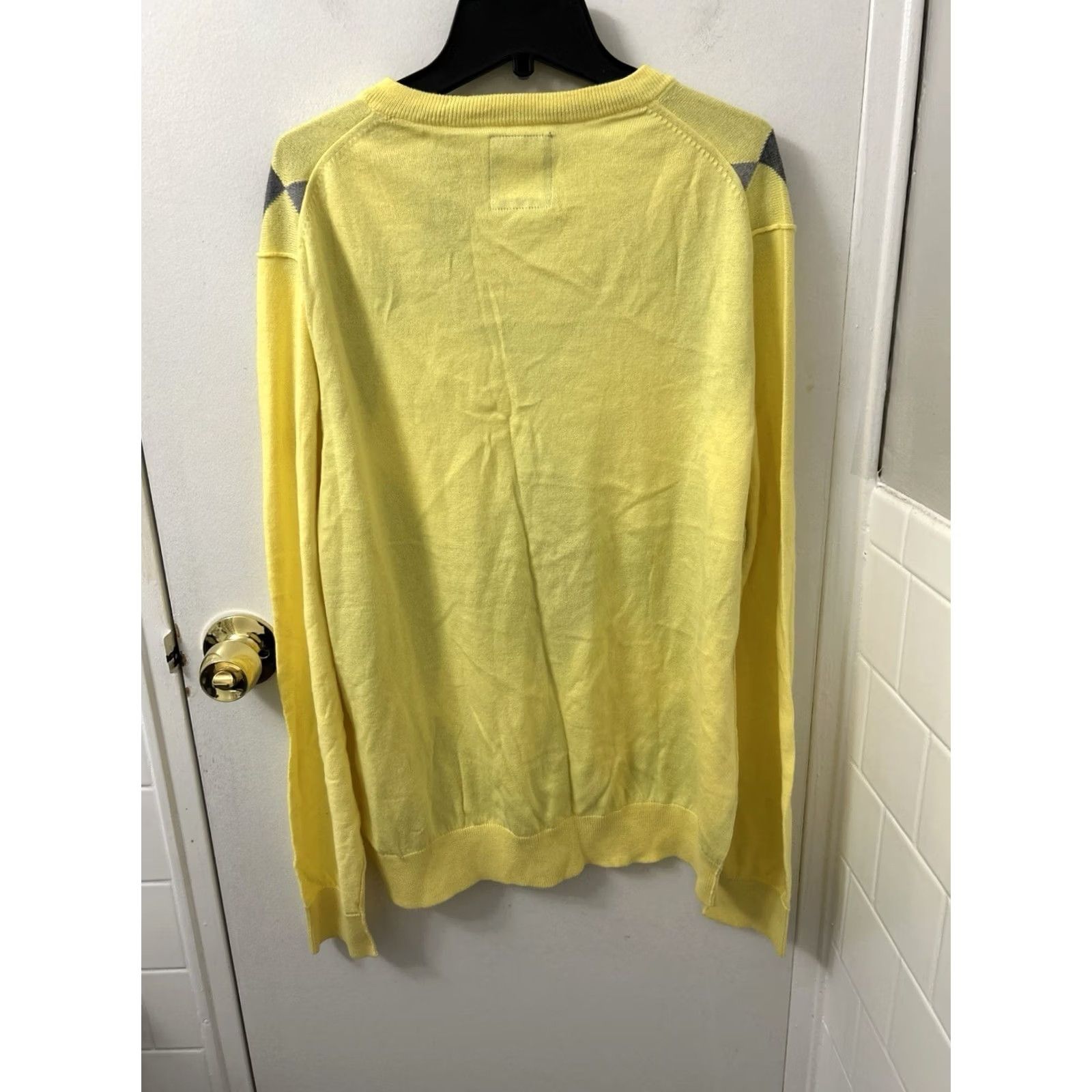Express VINTAGE Express V Neck Sweater Mens L Yellow Diamond Print Pullover Sweatshirt L/S Size US L / EU 52-54 / 3 - 7 Thumbnail