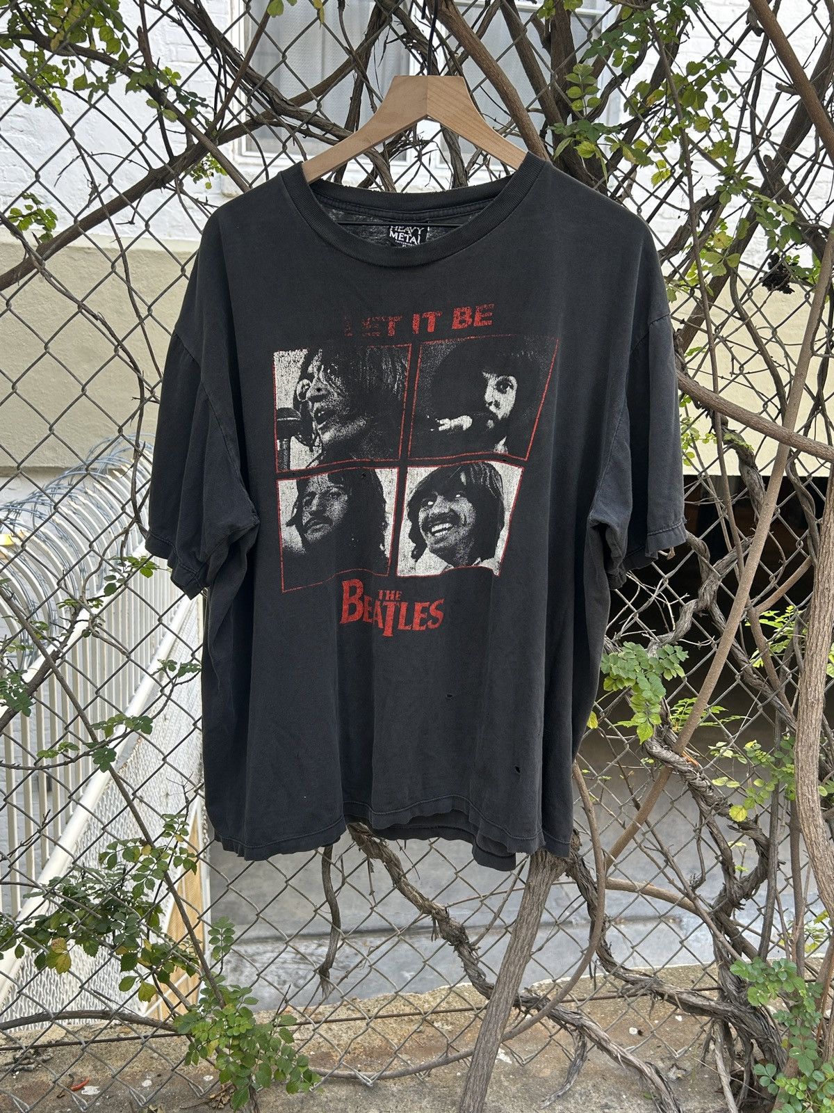 Other the beatles “let it be” 90’s tee Size US XL / EU 56 / 4 - 1 Thumbnail