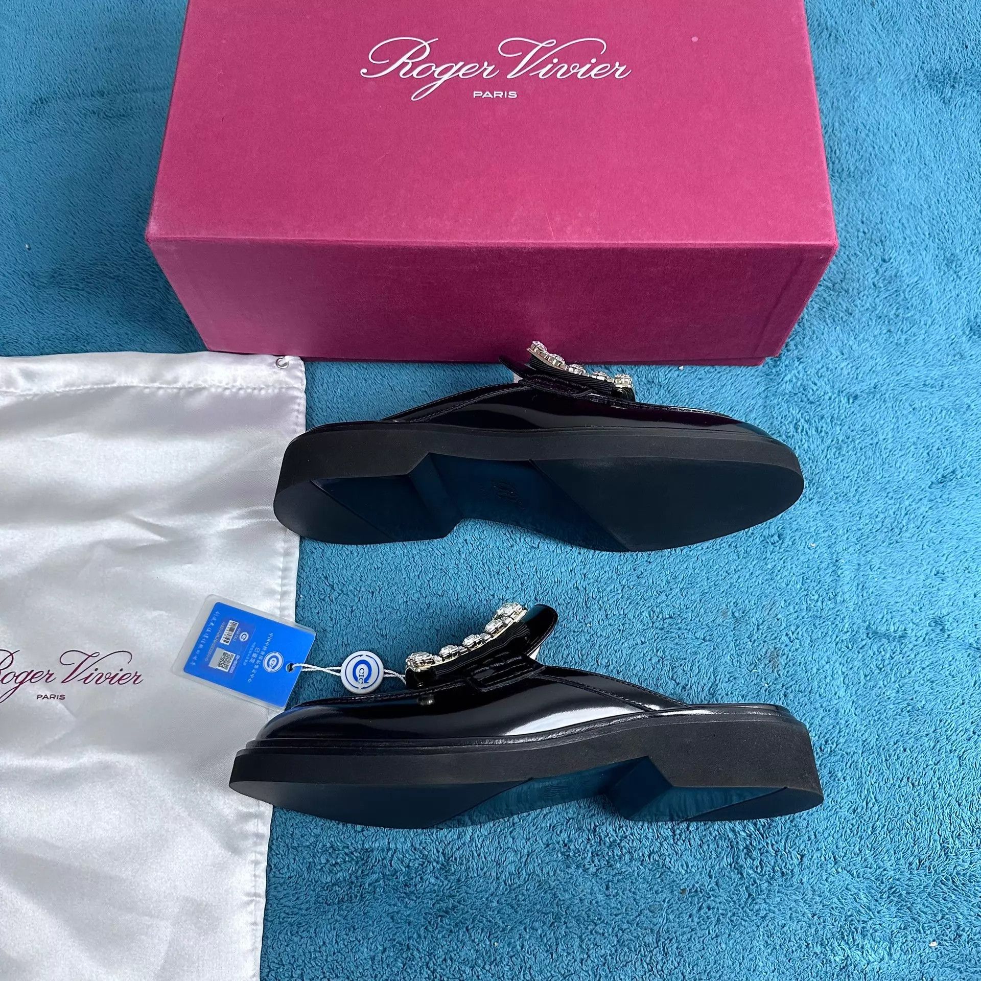 Roger Vivier RV Patent Leather Crystal Buckle Mule Black Size US 8 / IT 38 - 2 Thumbnail