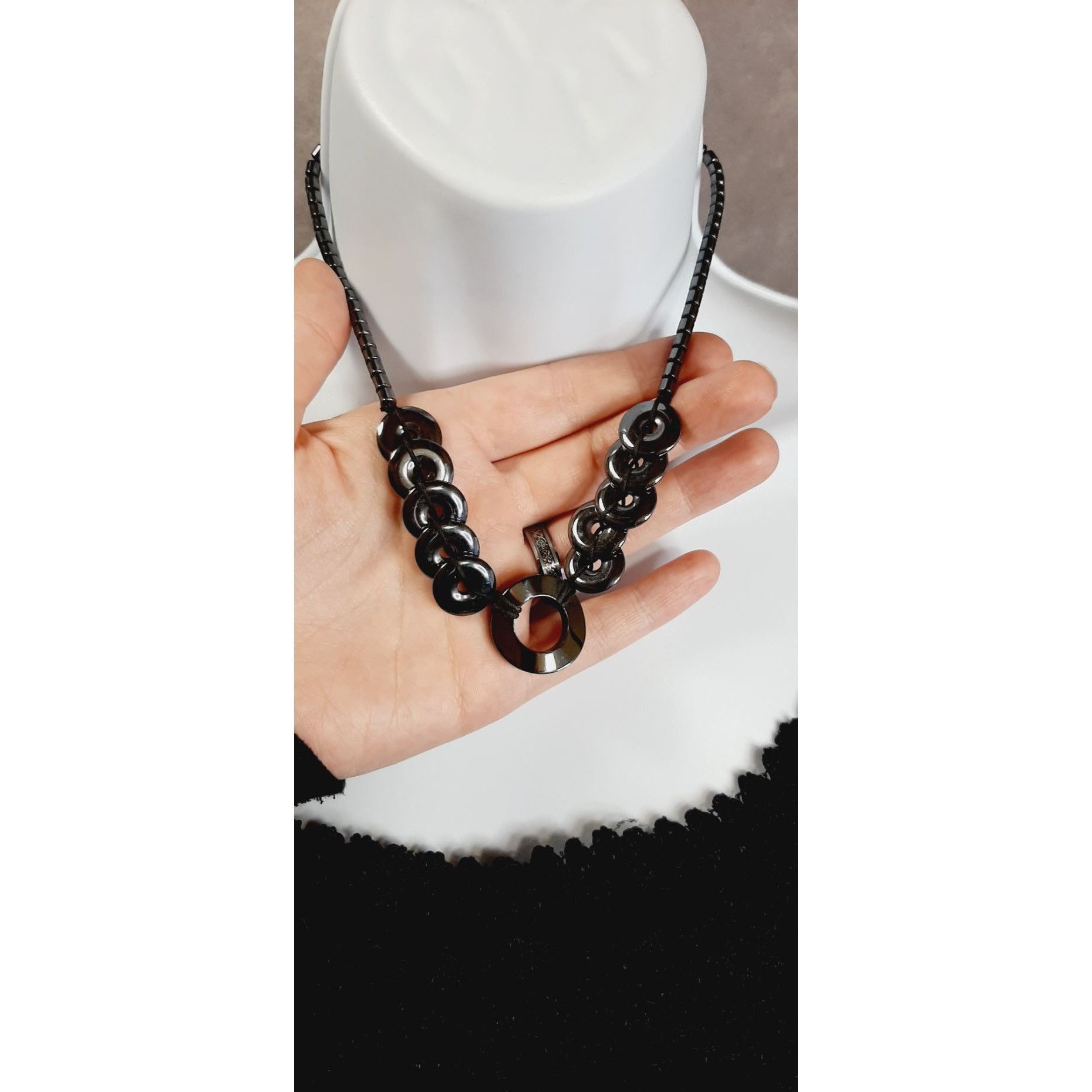 Other Hematite Necklace With Circular Pendant & Beaded Chain Size ONE SIZE - 3 Thumbnail