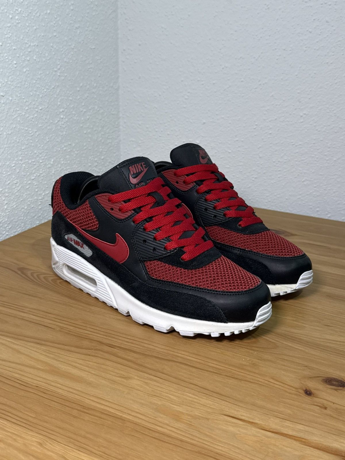 Nike Nike Air Max 90 Essential Black/Tough Red Size US 9.5 / EU 42-43 - 1 Thumbnail