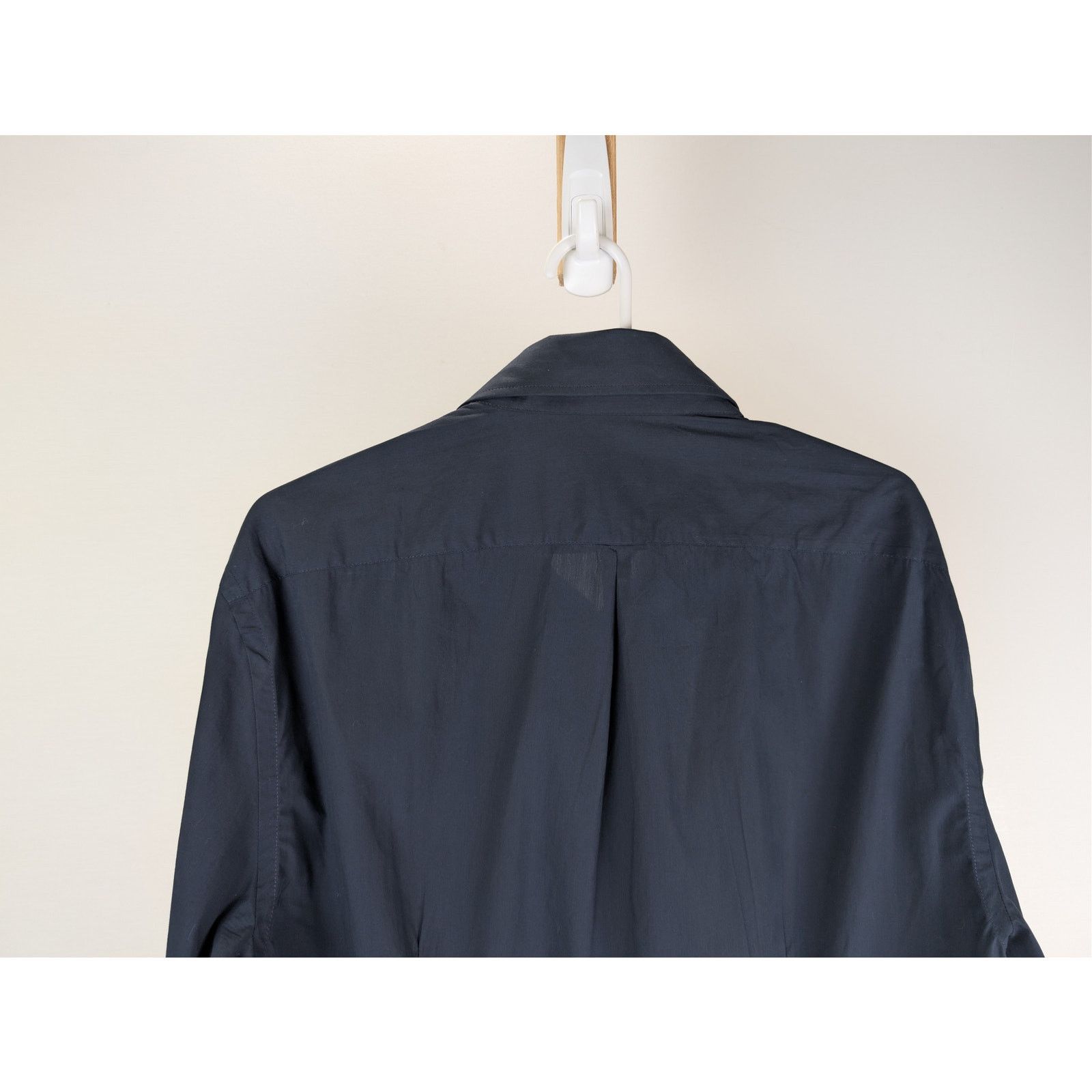 Brunello Cucinelli o1rshd1 CC20 Tuxedo shirt with pleating for Man in Navy Blue Size US M / EU 48-50 / 2 - 11 Thumbnail