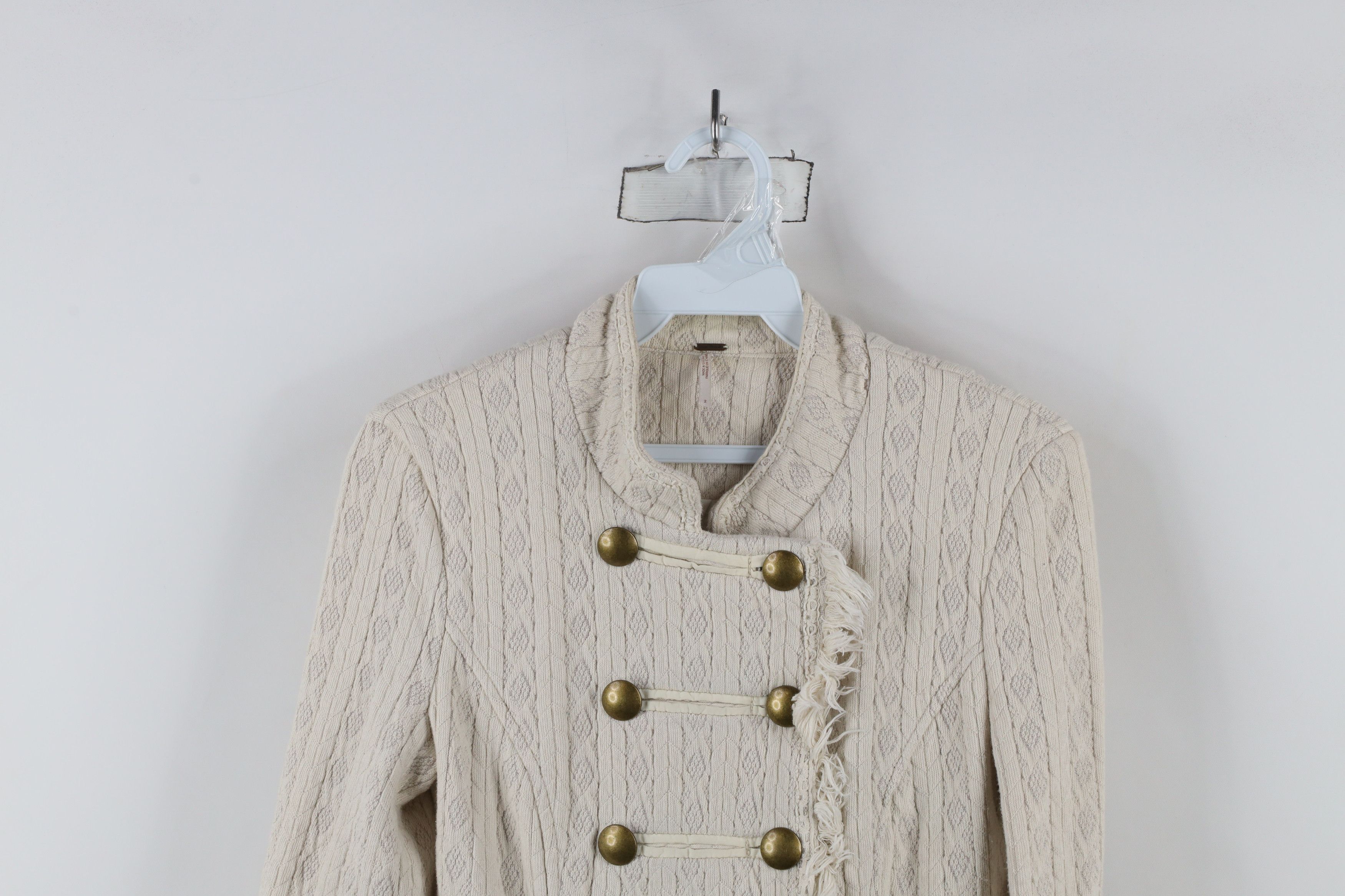 Free People × Vintage Free People Style Fringed Ruffled Knit Sweater Jacket Cream Size XS / US 0-2 / IT 36-38 - 2 Thumbnail