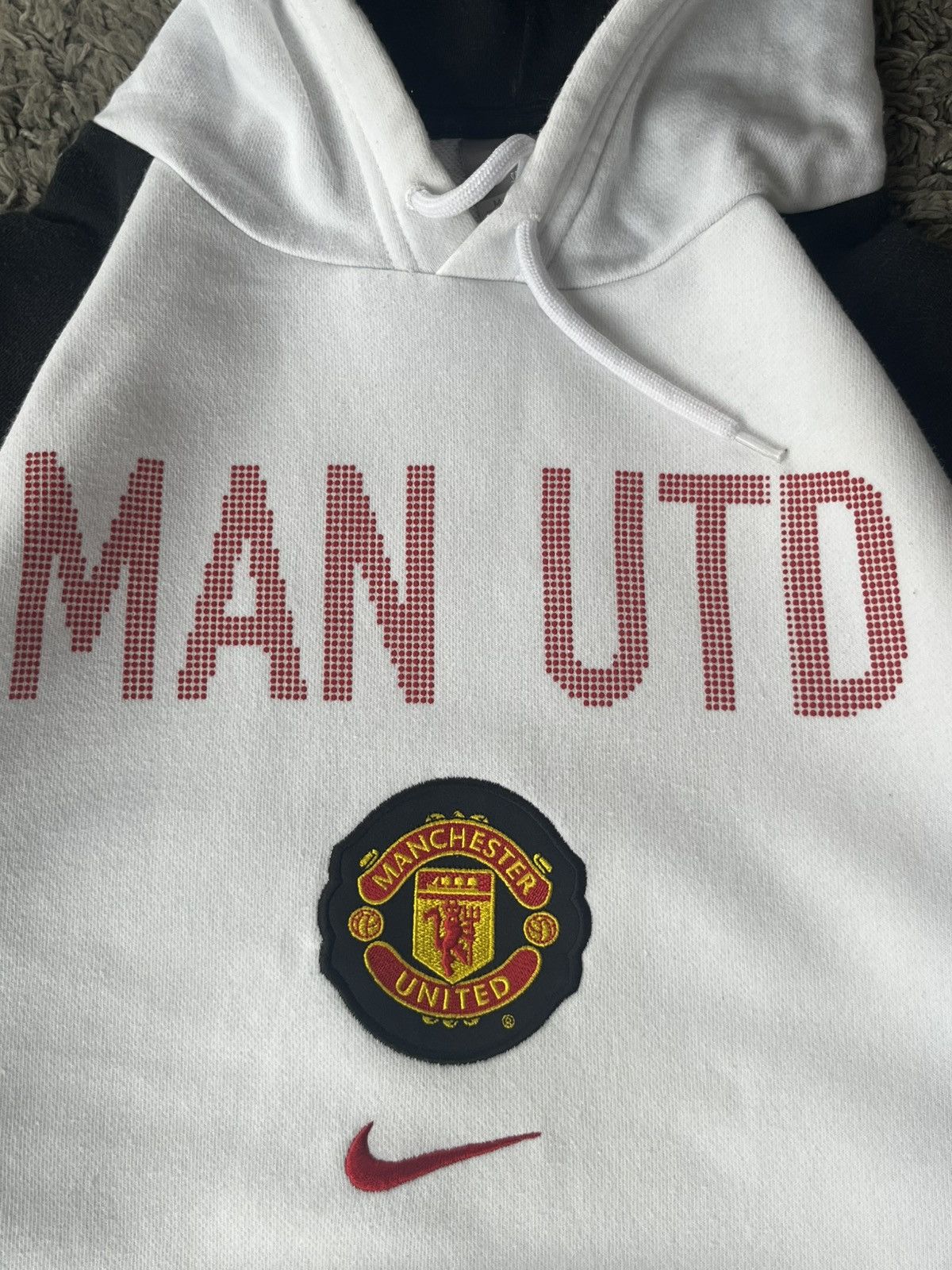 Nike Vintage Nike Hoodie Soccer football Manchester United Size US M / EU 48-50 / 2 - 5 Thumbnail