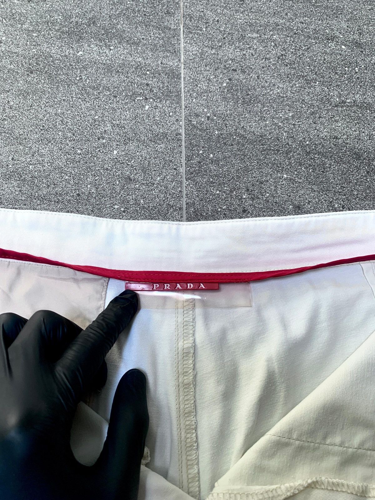 Prada 2000s Red Tab Shorts Size US 32 / EU 48 - 10 Thumbnail