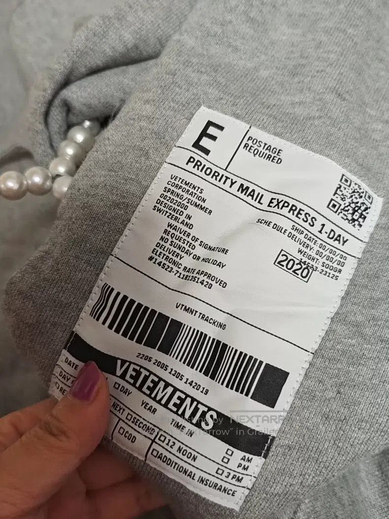 Vetements VETEMENTS Gray Hoodie Size US M / EU 48-50 / 2 - 9 Thumbnail