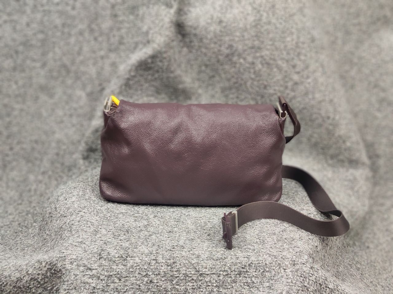 Mandarina Duck Mandarin Duck Design Dark purple leather Crossbody Bag Size ONE SIZE - 7 Thumbnail