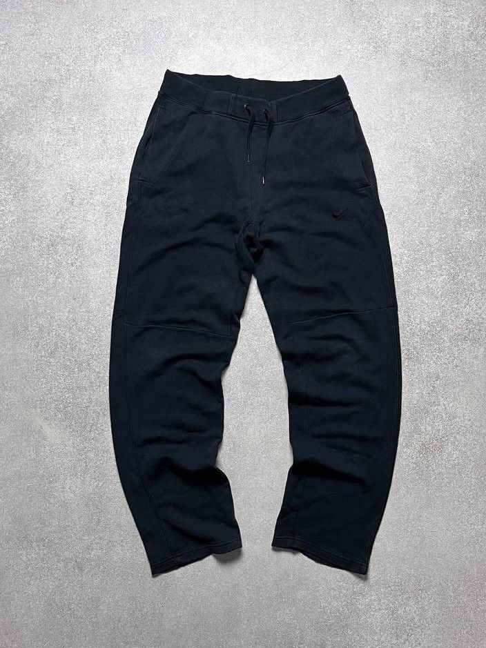 Nike Vintage Nike Swoosh Baggy Cotton Trackpants Y2K S Size US 32 / EU 48 - 1 Thumbnail