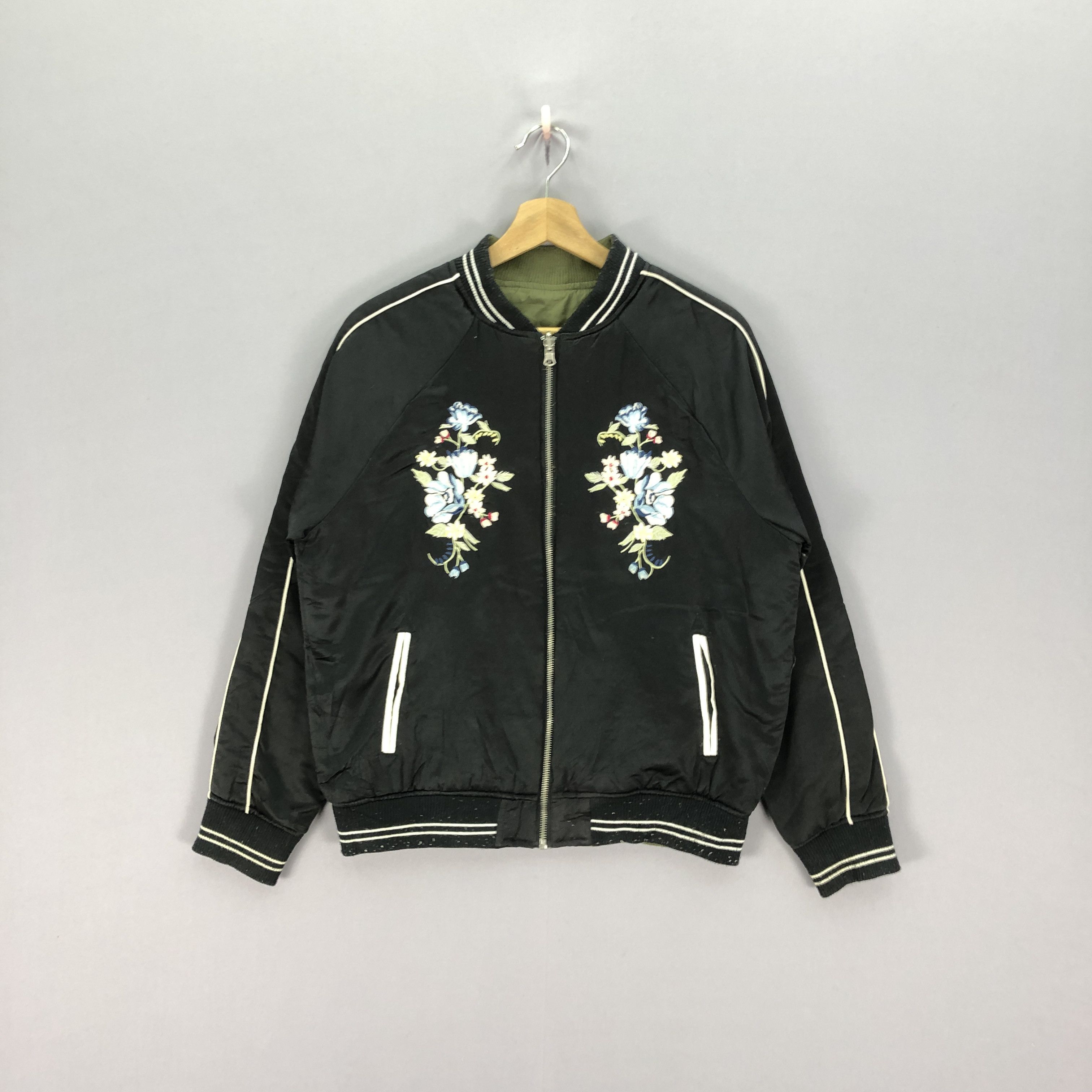 Japanese Brand Vintage Japanese Air Force Ma-1 Air Force Reversible Jacket Size US L / EU 52-54 / 3 - 1 Thumbnail