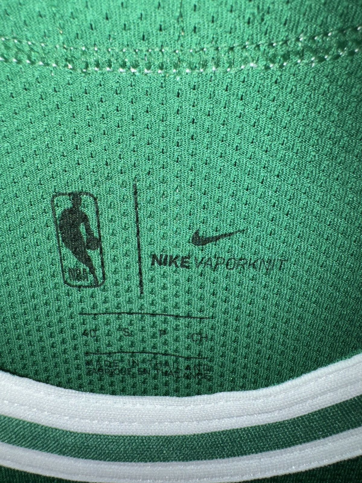 NBA × Nike Nike Authentic Celtics Kemba Walker Icon Edition Jersey 40 Size US S / EU 44-46 / 1 - 6 Thumbnail