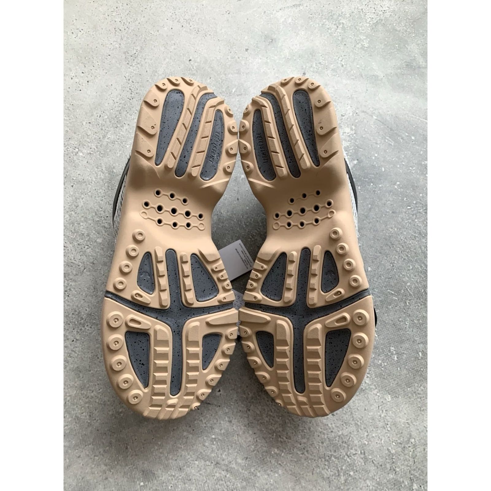 Adidas ADIDAS KOUZA ASH SILVER SIZE US 10, UK 9.5, EU 44 - Adidas X Sneaker, Men, Multicolor, 2024, Low Top, US 10 Size US 10 / EU 43 - 7 Thumbnail
