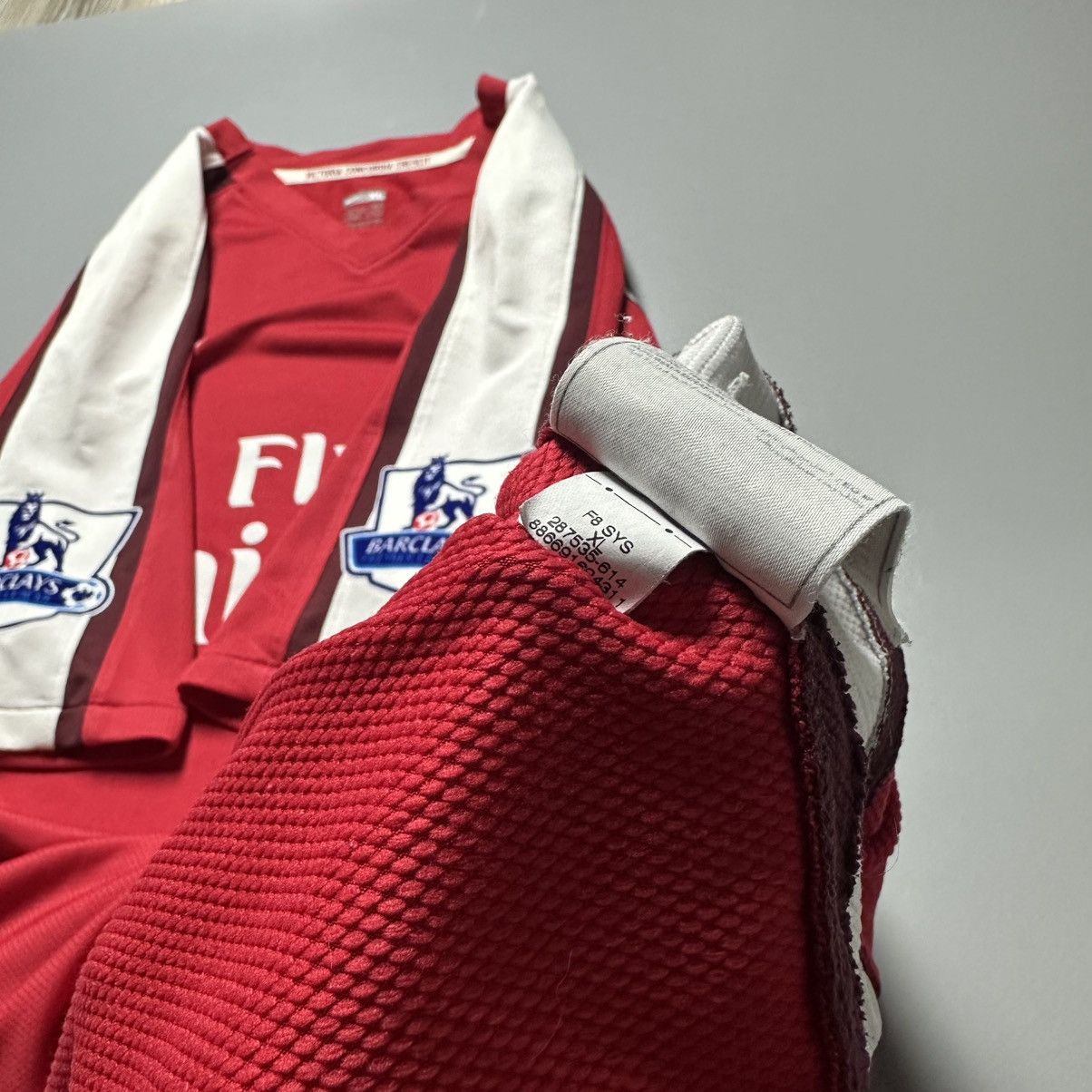 Nike ARSENAL NIKE 2008/2010 FOOTBALL HOME JERSEY #25 ADEBAYOR Size US XL / EU 56 / 4 - 18 Thumbnail