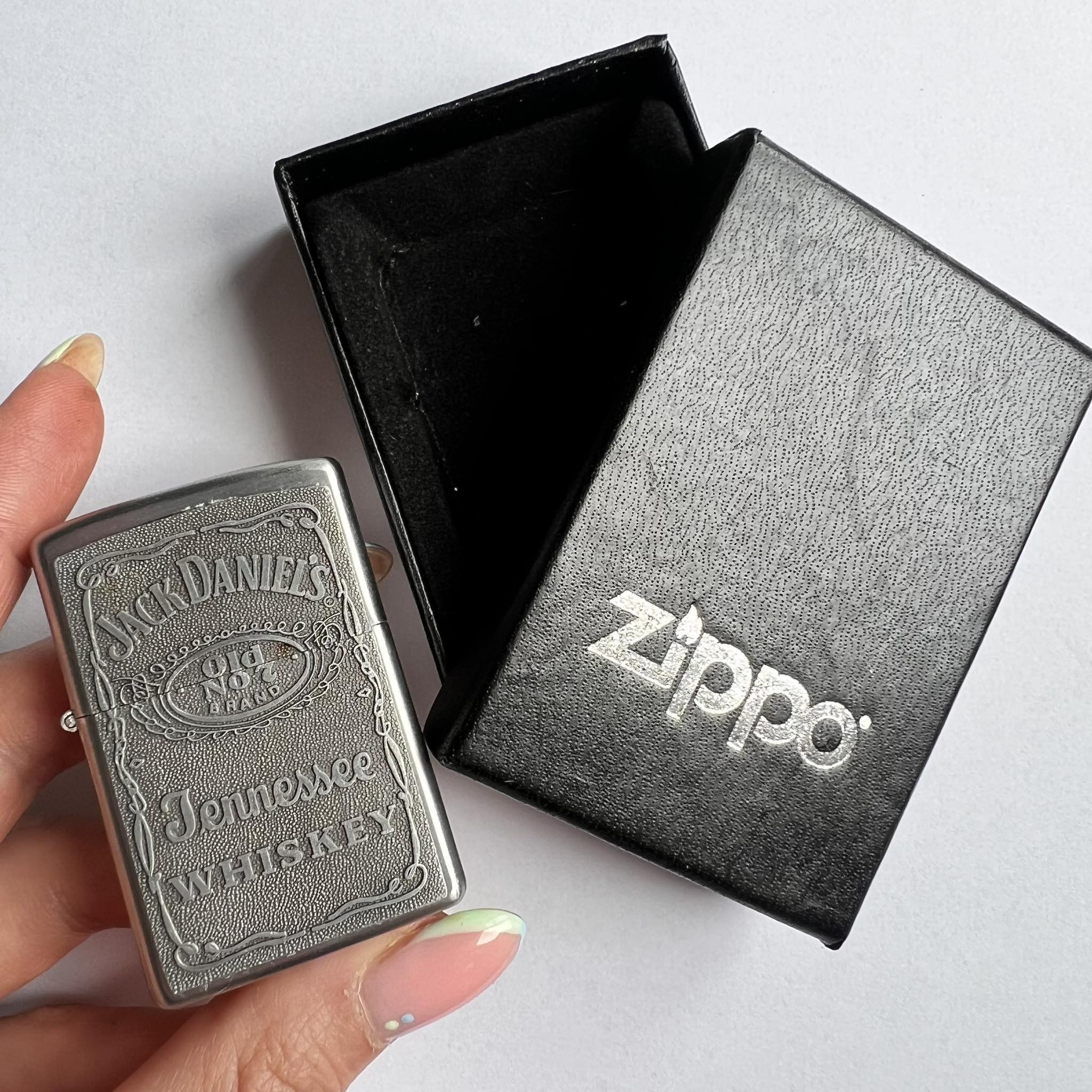 Vintage Zippo Jack Daniel's Lighter in Original Box USA Size ONE SIZE - 4 Thumbnail