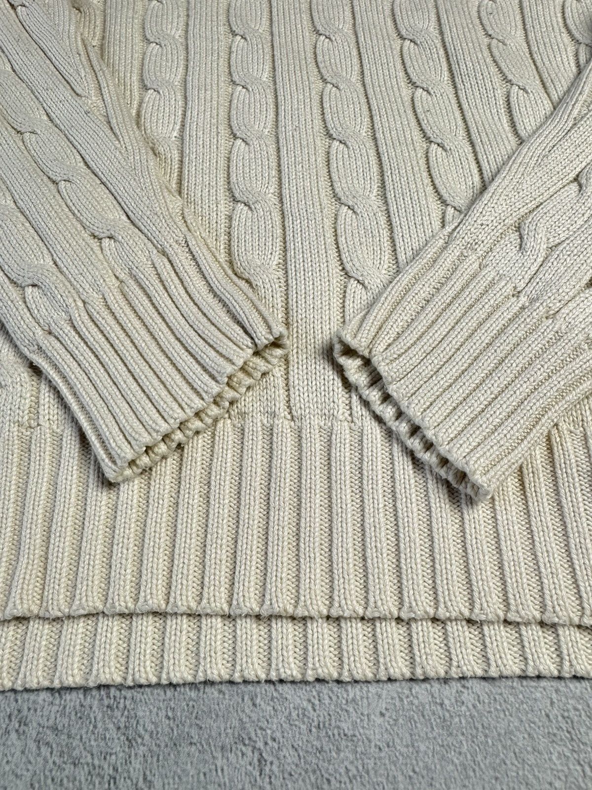Polo Ralph Lauren Polo Ralph Lauren V-Neck Cable Knit Sweater size L Size L / US 10 / IT 46 - 5 Thumbnail