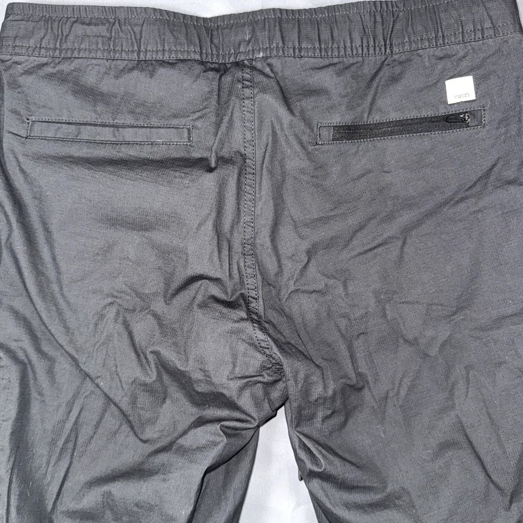 Vuori Vuori Pants Mens M Gray Lightweight Elastic Waist Zip Pocket Hiking Khakis Size US 31 - 5 Thumbnail