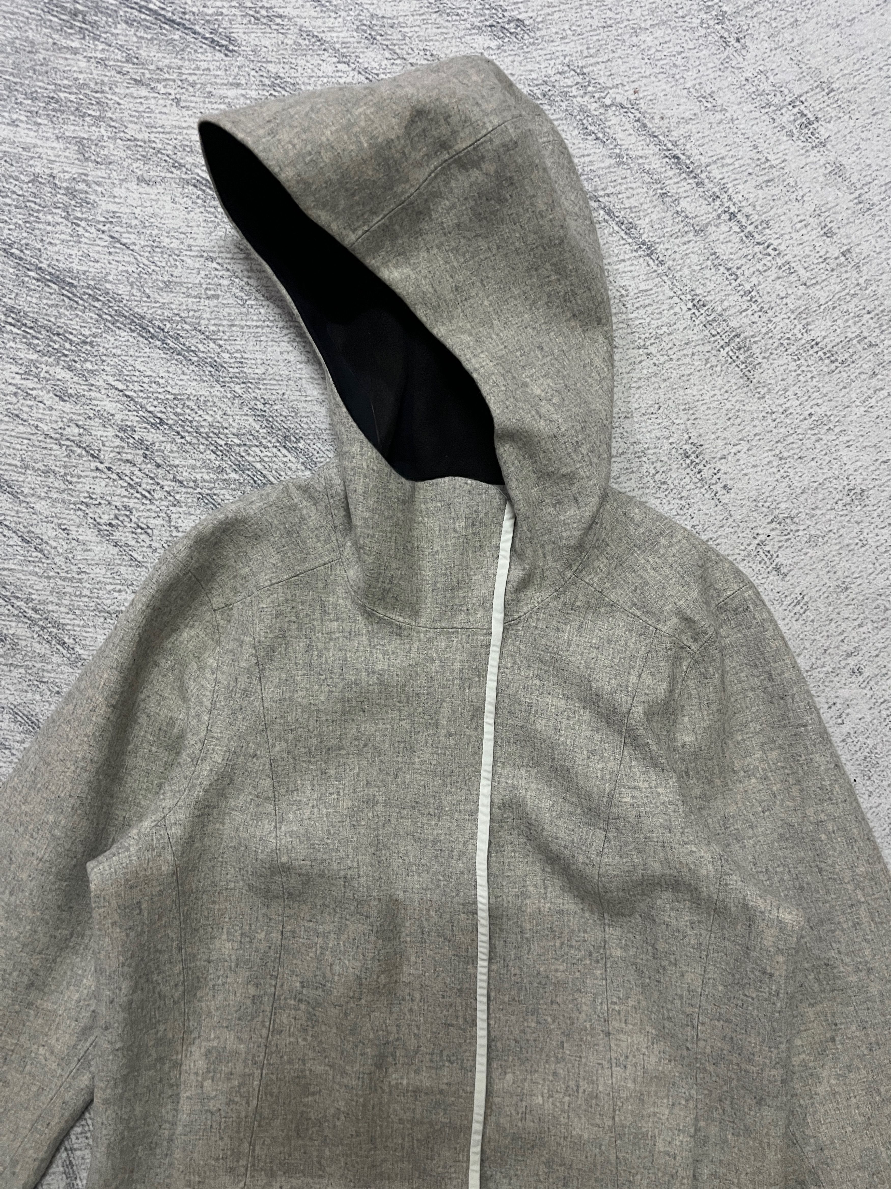 Arc'teryx Arcteryx Embra Coat Light Grey Long Jacket Size S / US 4 / IT 40 - 4 Thumbnail
