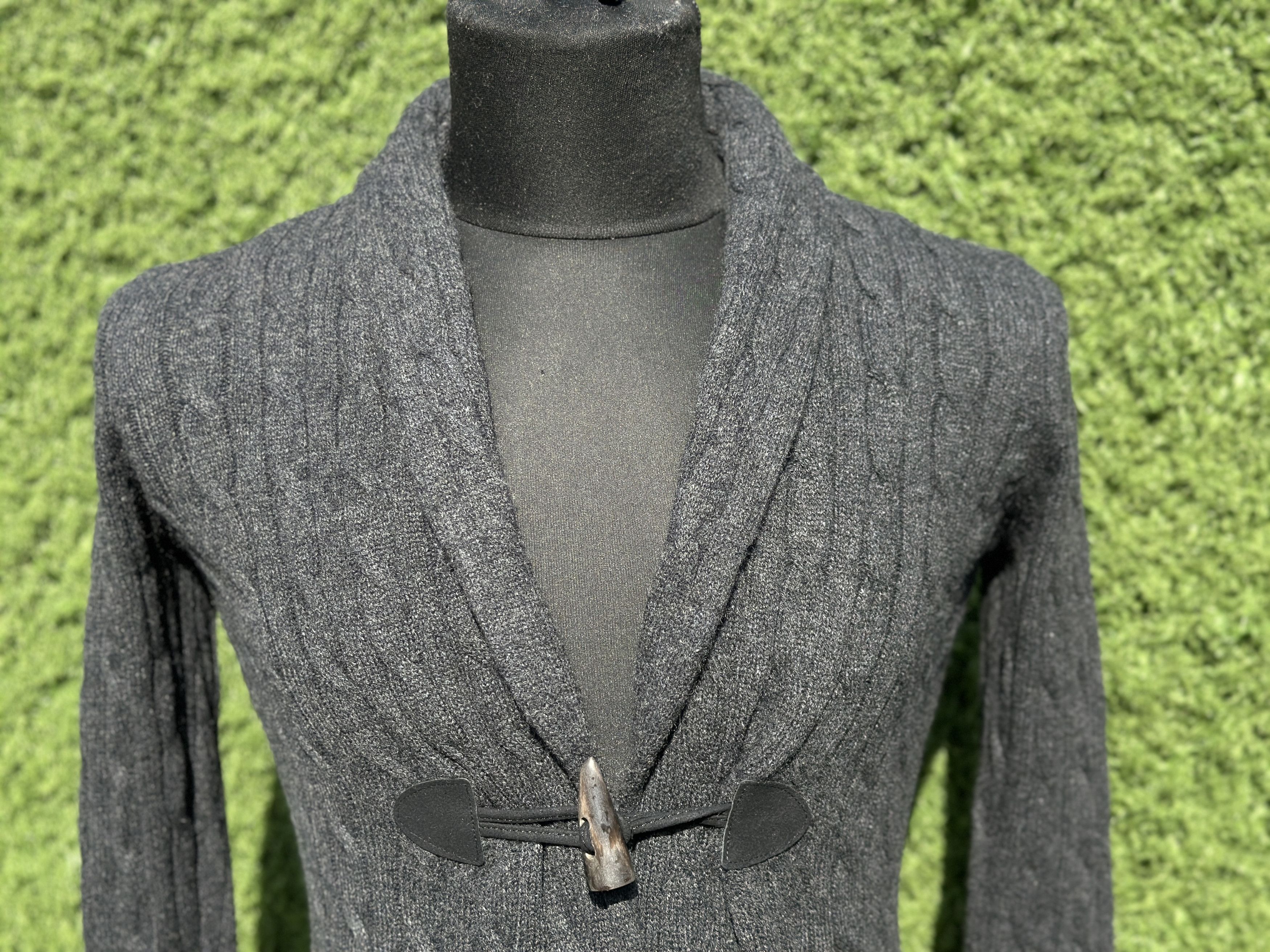 Ralph Lauren Black Label Ralph Lauren Black Label Cashmere Toggle Cardigan Size M Size M / US 6-8 / IT 42-44 - 7 Thumbnail