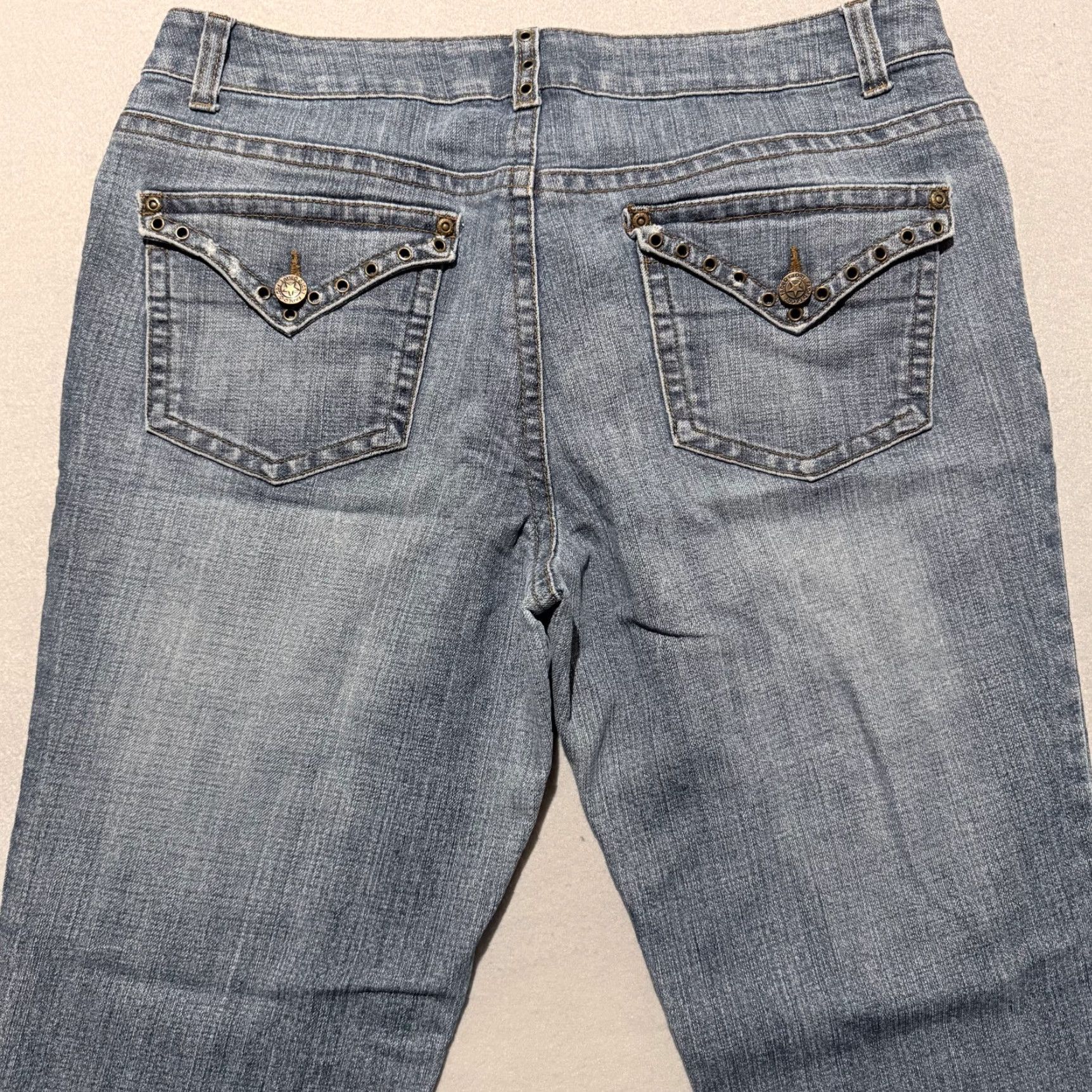Faded Glory Faded Glory Jeans Women's Blue Mid-Rise Bootcut - 14 Denim, Stretch, 5-Pocket, Regular Fit, Inseam 27 in, Vintage No Size 36" / US 14 / IT 50 - 4 Thumbnail