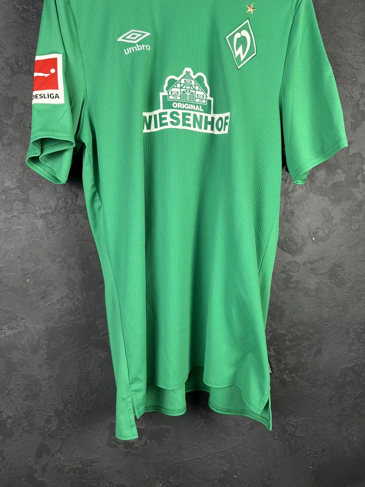 Umbro Umbro Werder Bremen VELCOVIC 13 Soccer Jersey Shirt Football Size US L / EU 52-54 / 3 - 4 Thumbnail