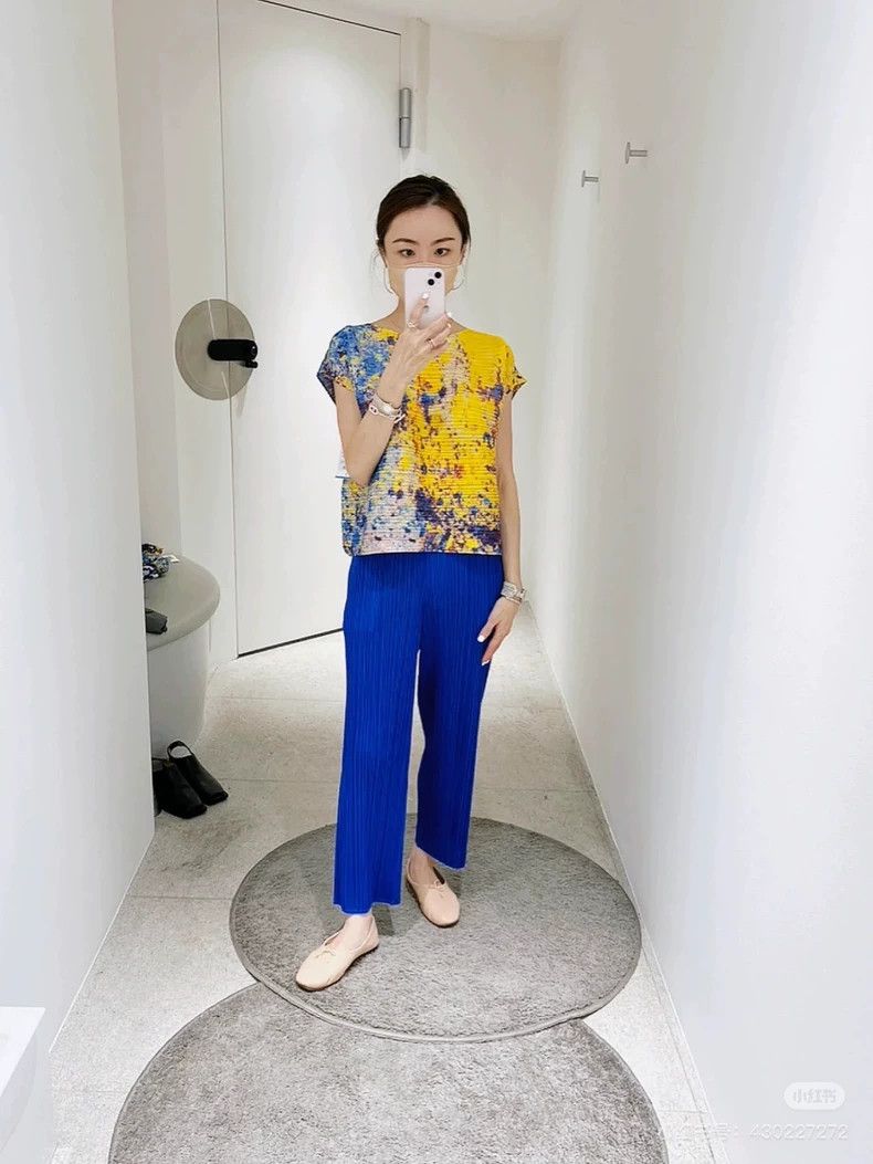 Issey Miyake Issey Miyake size:4 Blue pleated trousers Size 31" - 7 Thumbnail