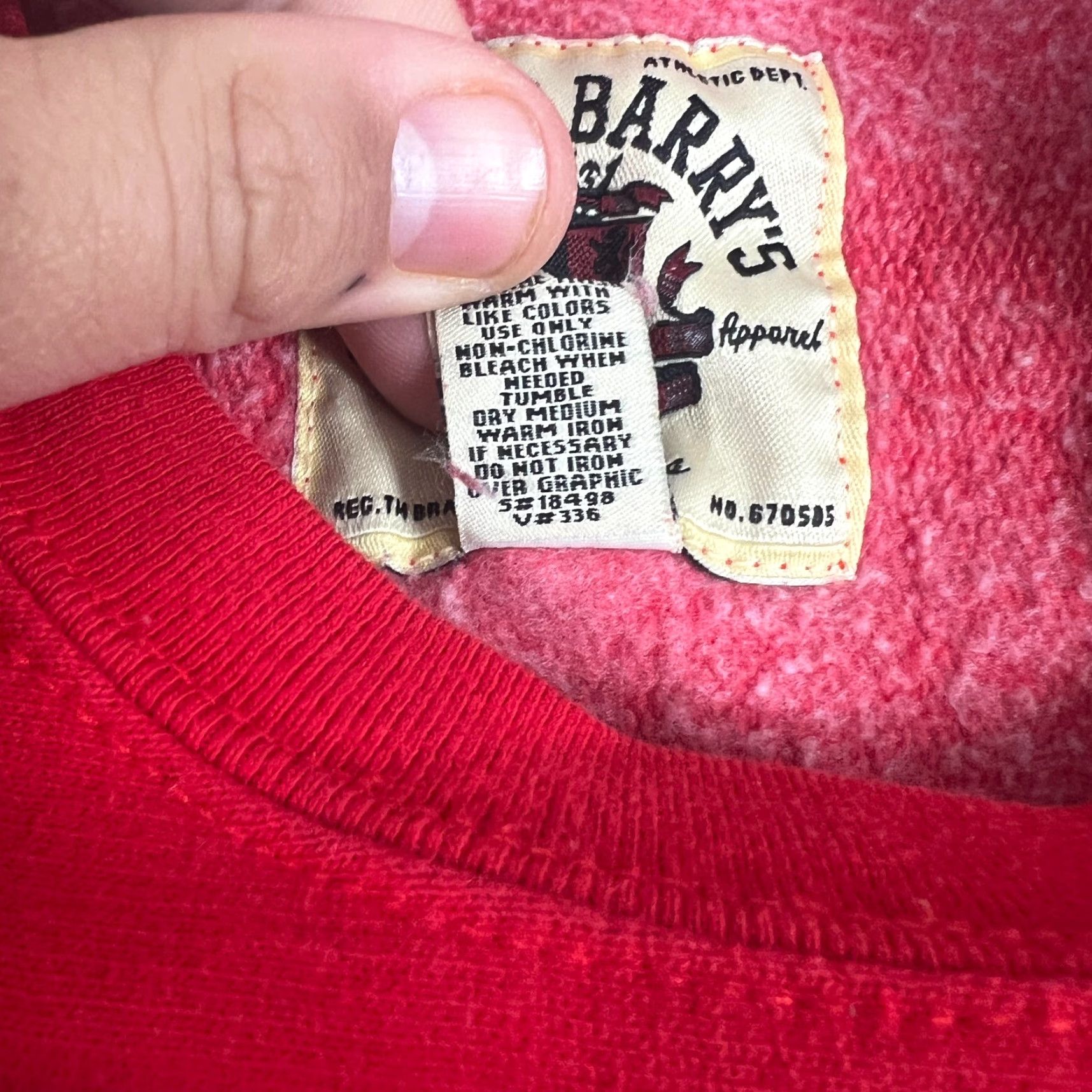 Vintage VINTAGE Canada Hockey Sweatshirt Sweat Shirt S / M Heavyweight Steve & Barry Crewneck Red Mens Size US S / EU 44-46 / 1 - 5 Thumbnail