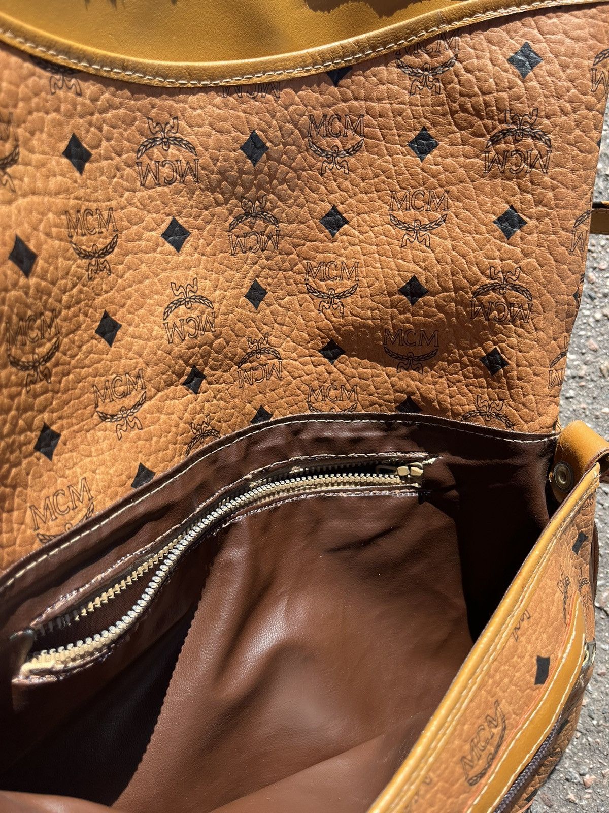 MCM Vintage MCM Monogram Bag Luxury Designer Size ONE SIZE - 11 Thumbnail