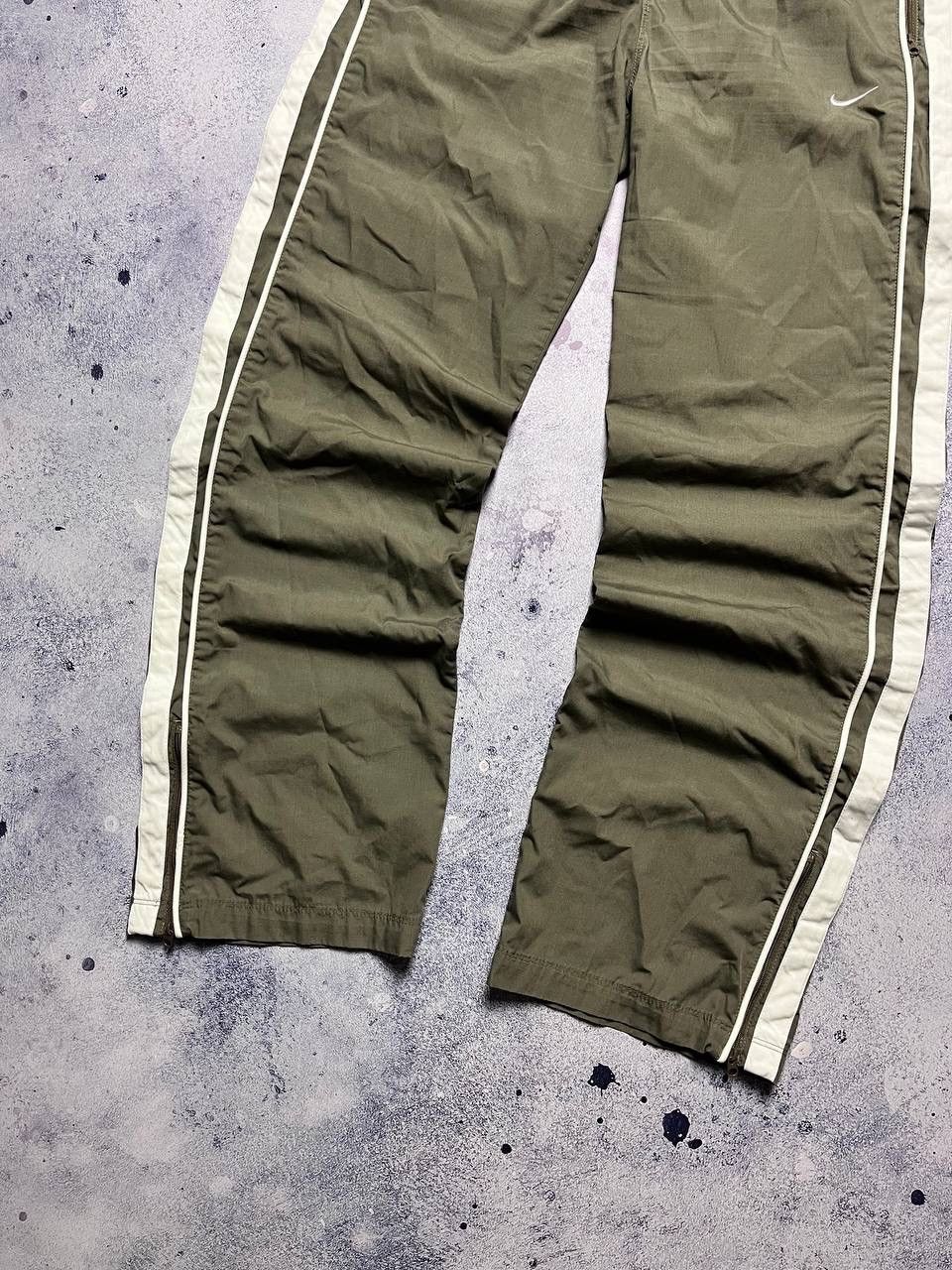 Nike Nike 90’s Vintage Baggy Trackpants Y2K Hype Drill Gorpcore Size US 30 / EU 46 - 2 Thumbnail