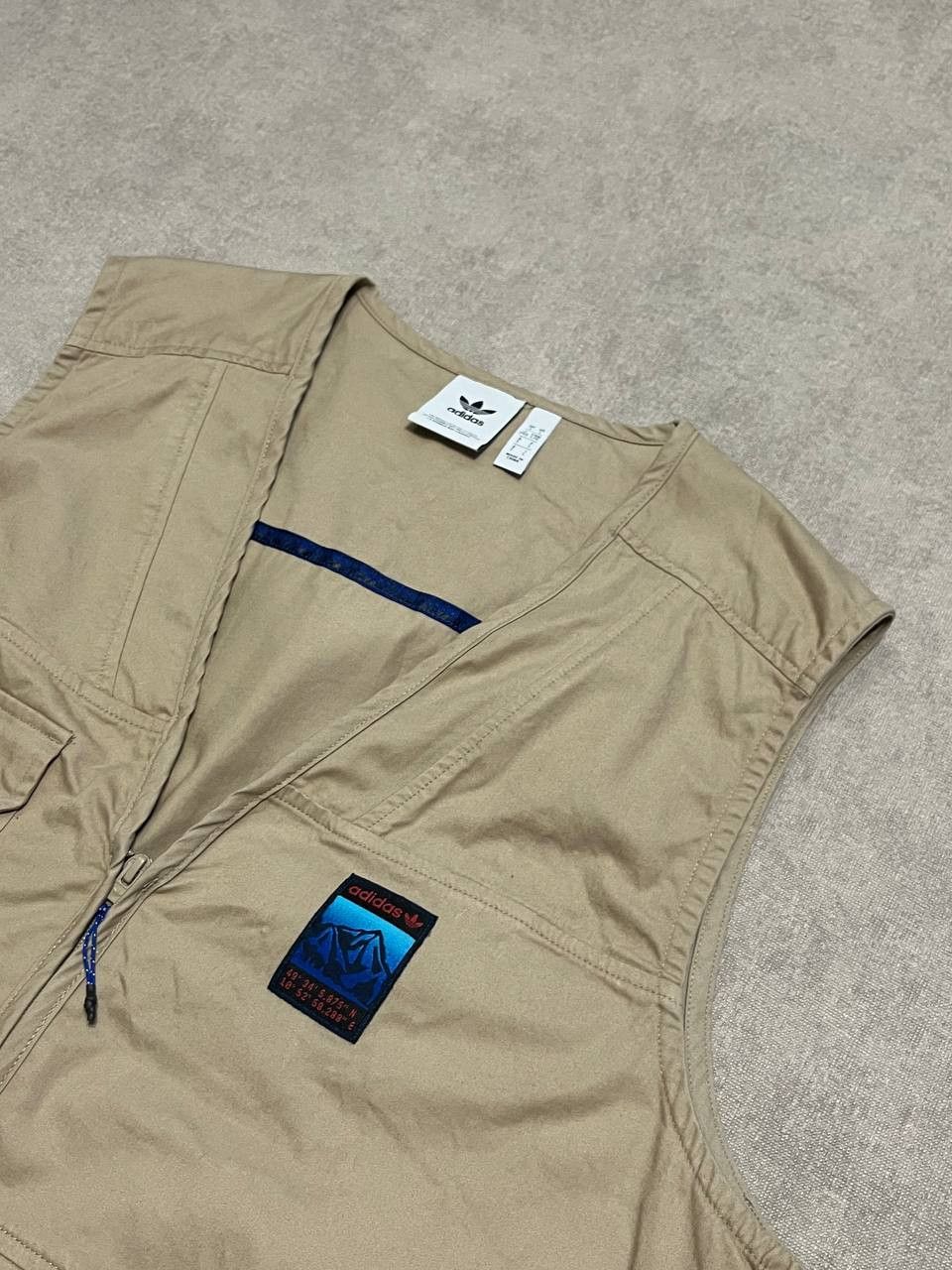 Adidas Adidas Men`s Outdoor Beige Vest Jacket Size L Size US L / EU 52-54 / 3 - 2 Thumbnail