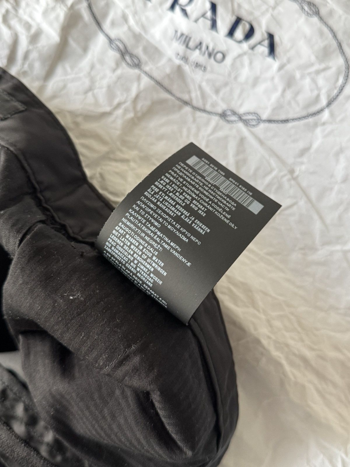 Prada Prada Nylon Pants Size US 32 / EU 48 - 9 Thumbnail