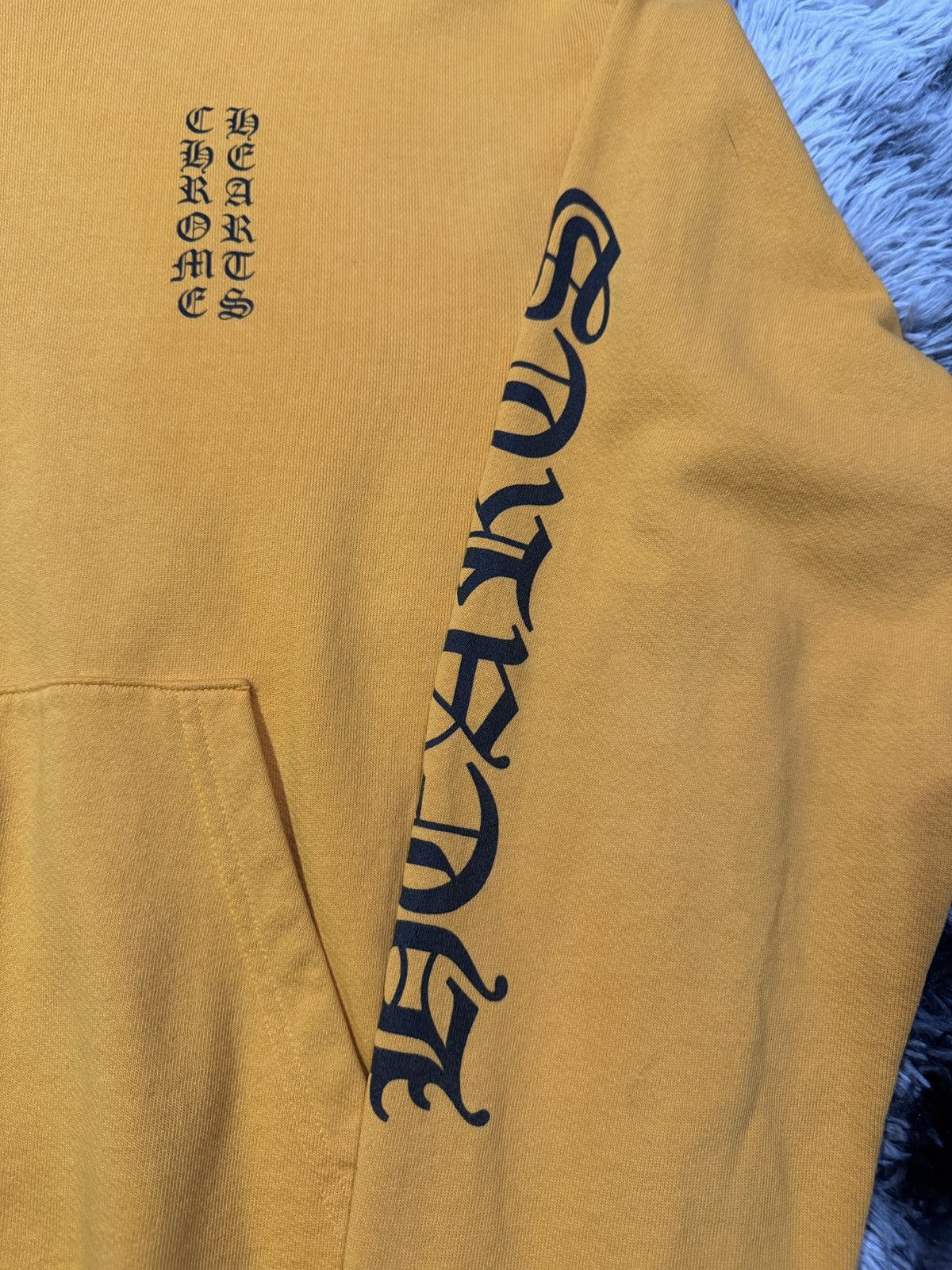 Chrome Hearts Chrome Hearts Mustard Vertical Logo Pullover Hoodie Size US M / EU 48-50 / 2 - 2 Thumbnail
