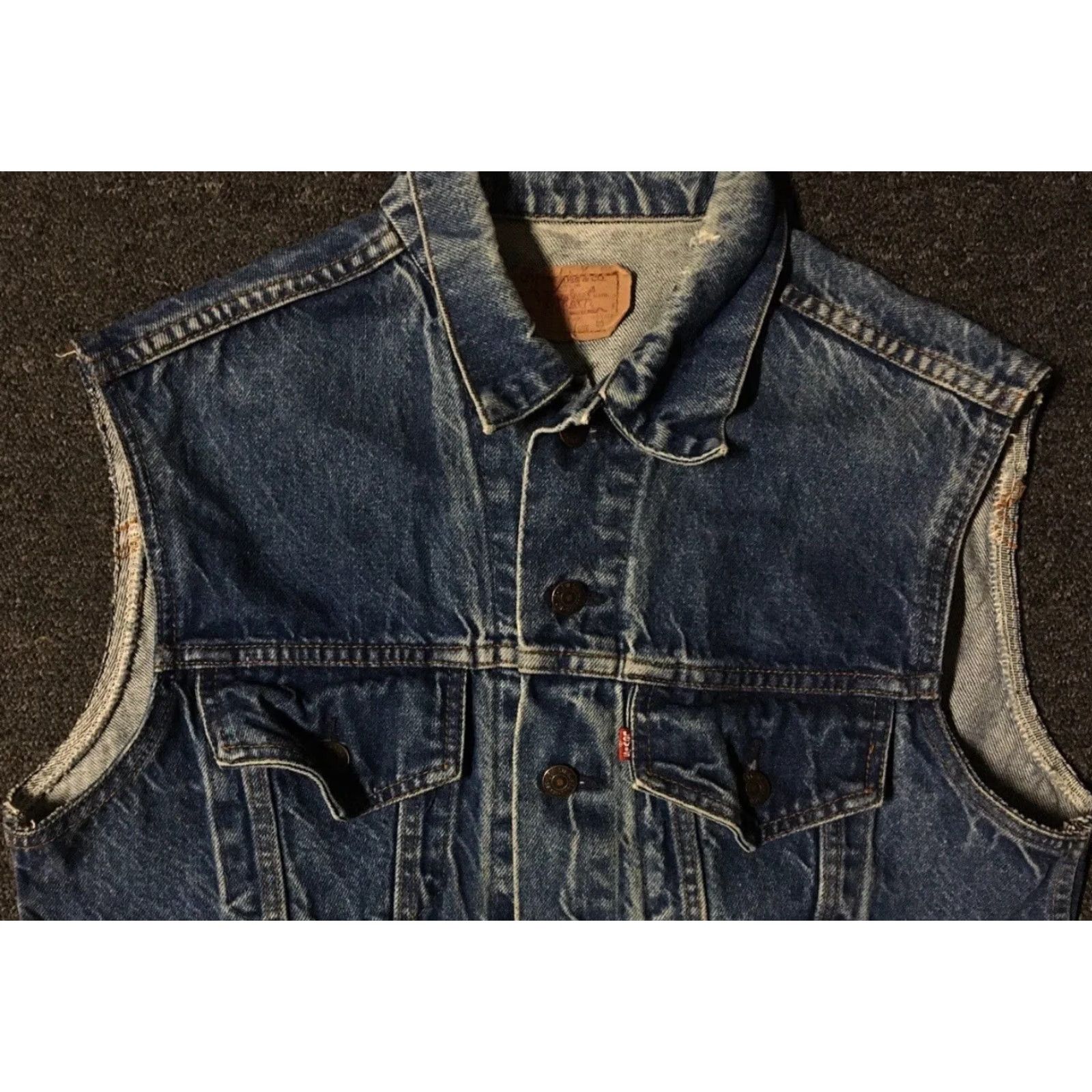 Levi's Vtg 80s Levi's Faded Arizona Skull Denim Vest 40R S USA Trucker Grunge Biker Punk Rock Vest Mens Blue" Size US S / EU 44-46 / 1 - 6 Thumbnail