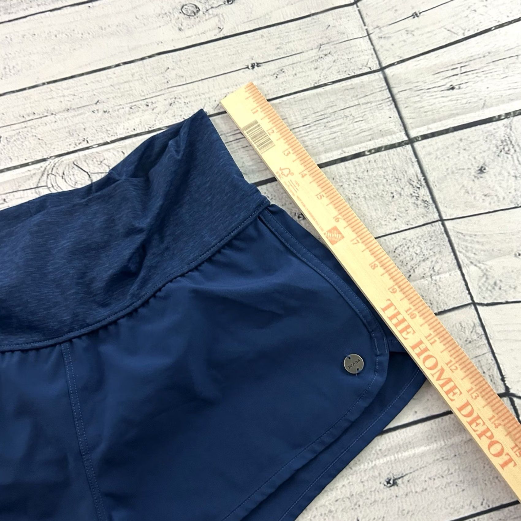 Prana PrAna Sunriver Athletic Shorts Women's Medium Blue Athletic Shorts Womens M Blue PrAna Sunriver Activewear Shorts Women M Blue Size 32" / US 10 / IT 46 - 4 Thumbnail