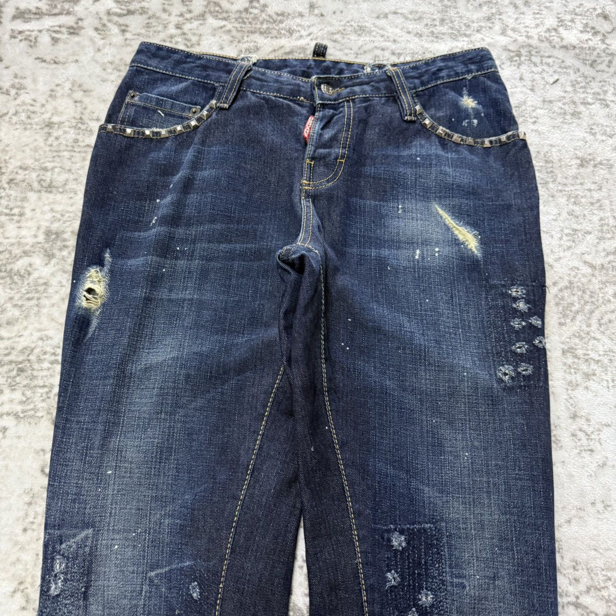 Dsquared2 2000s Dsquared2 Distressed Studded Carrot Cut Denim Pants Size US 30 / EU 46 - 3 Thumbnail