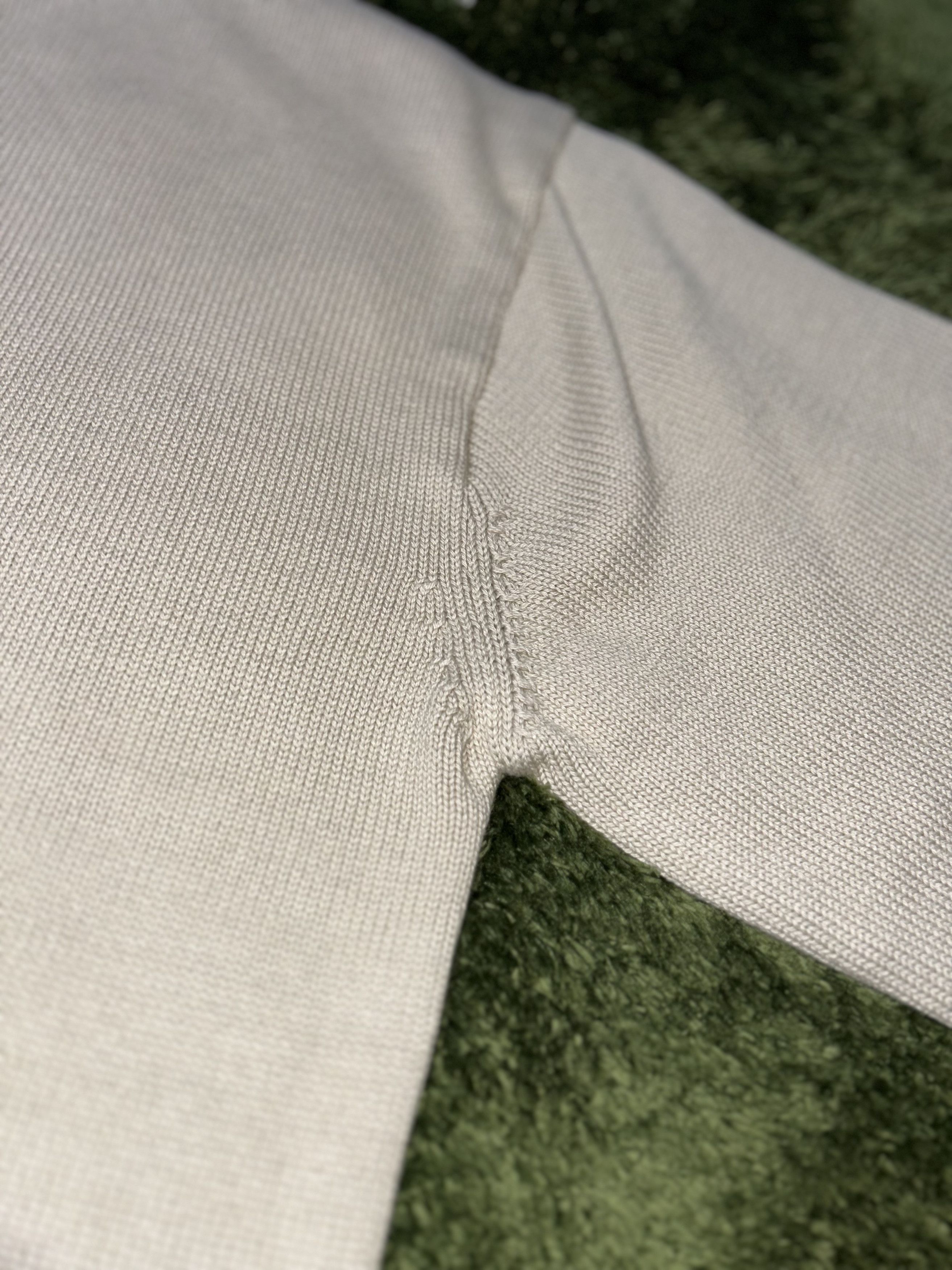 Designer × Japanese Brand [L] unaffected (korean brand) logo crew neck knit Size US L / EU 52-54 / 3 - 4 Thumbnail