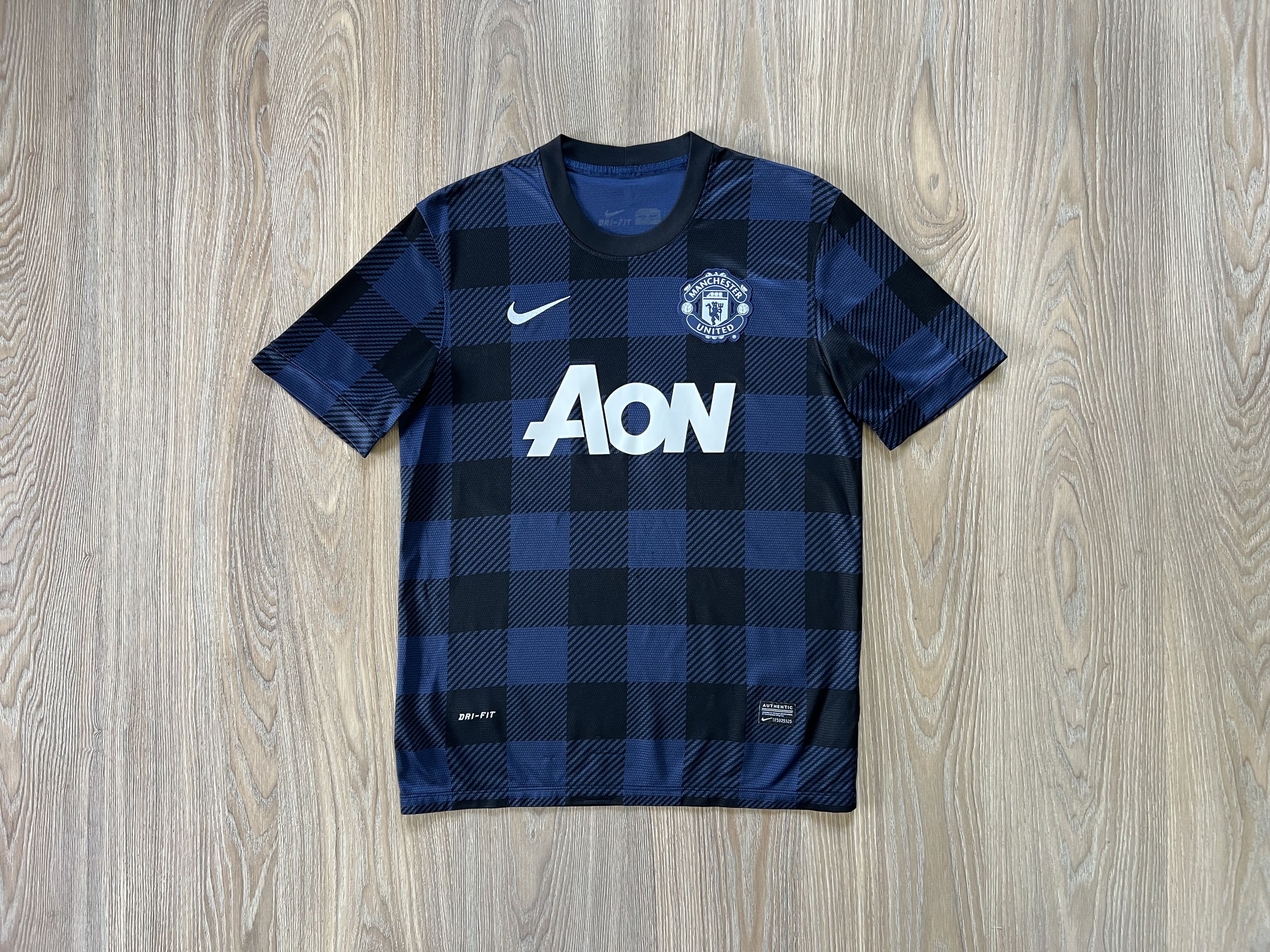 Nike Nike Manchester United Away Shirt 2013-2014 Size US M / EU 48-50 / 2 - 1 Thumbnail