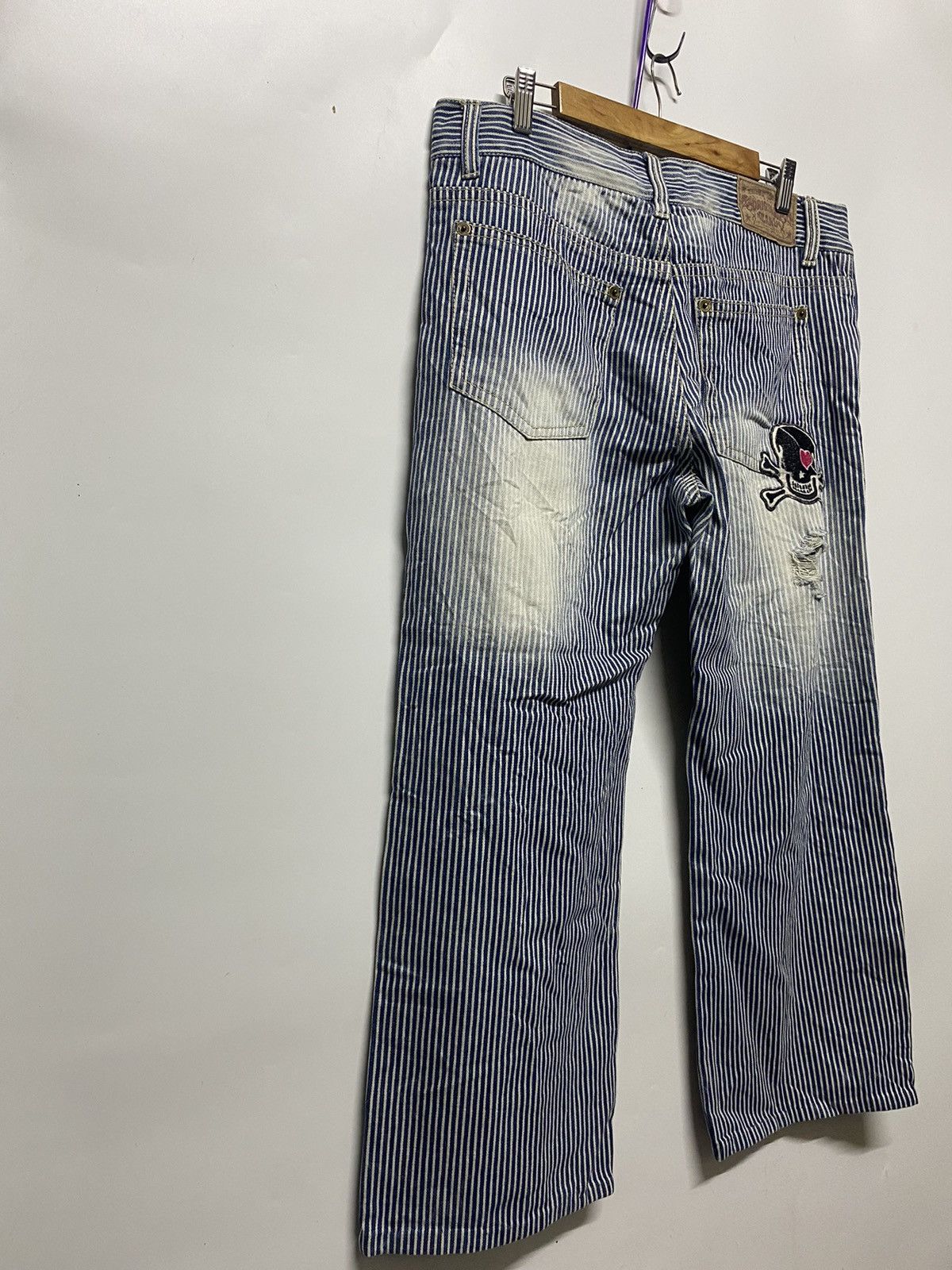 Japanese Brand Japanese Distressed Stripes Printed Original Jeans Pants Size US 36 / EU 52 - 10 Thumbnail