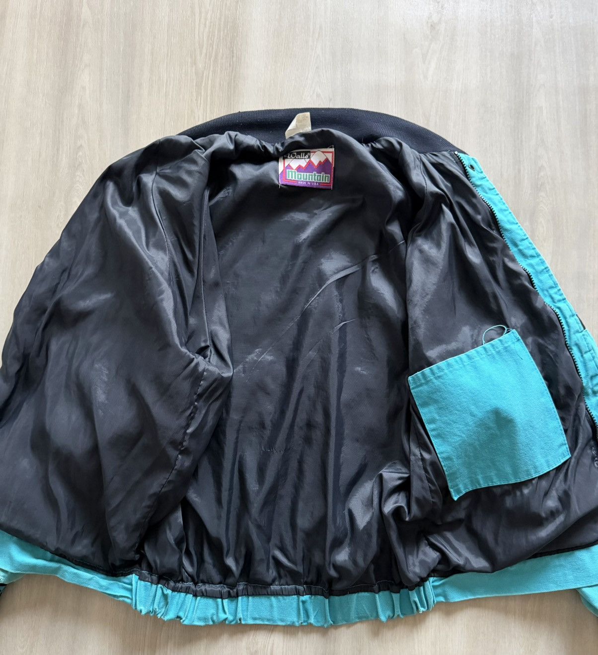 The Mountain Vtg Walls Mountain Aztec Bomber Sz M Houston Rodeo Size US M / EU 48-50 / 2 - 10 Thumbnail