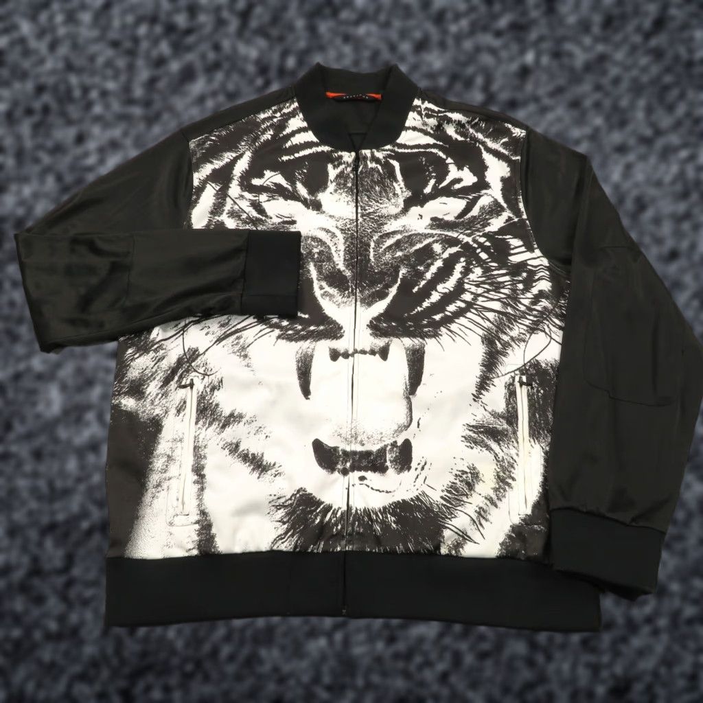 Sean John VINTAGE Sean John Jacket Mens XXXL Black White Y2K Tiger Graphic Print Streetwear Track Bomber Jacket Size US XXL / EU 58 / 5 - 1 Thumbnail