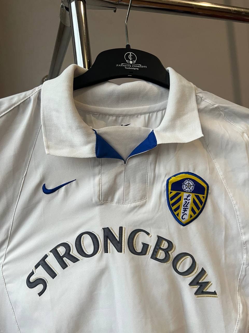 Vintage 2002/03 LEEDS UNITED HOME SOCCER JERSEY FOOTBALL SHIRT SIZEM Size US M / EU 48-50 / 2 - 4 Thumbnail