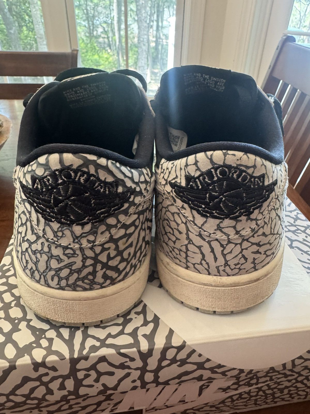Nike Jordan 1 Low OG Cement Size US 11 / EU 44 - 7 Thumbnail